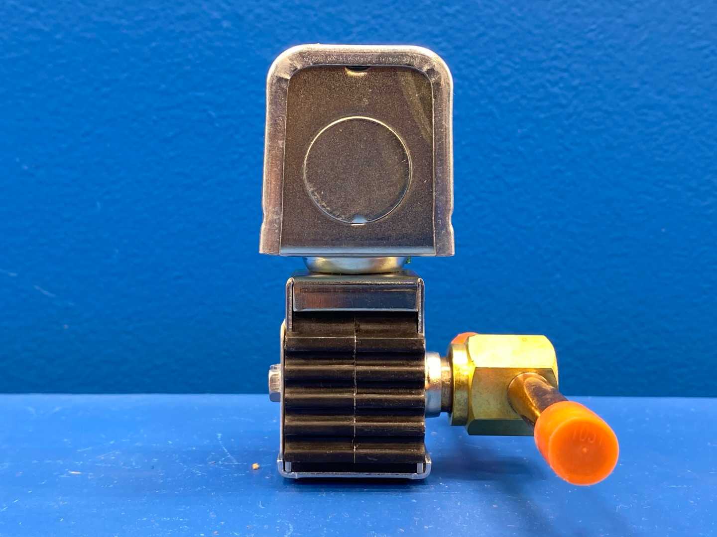 Sporlan Solenoid Valve E3S130, 3/8" ODF Solder Connection, 24/50-60 JAQ