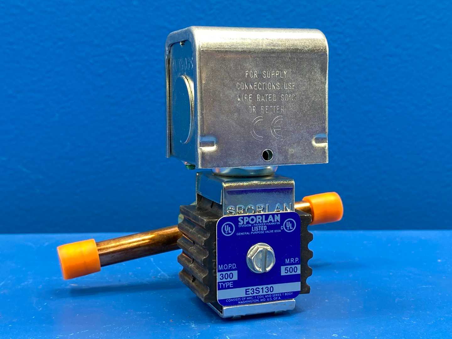 Sporlan Solenoid Valve E3S130, 3/8" ODF Solder Connection, 24/50-60 JAQ