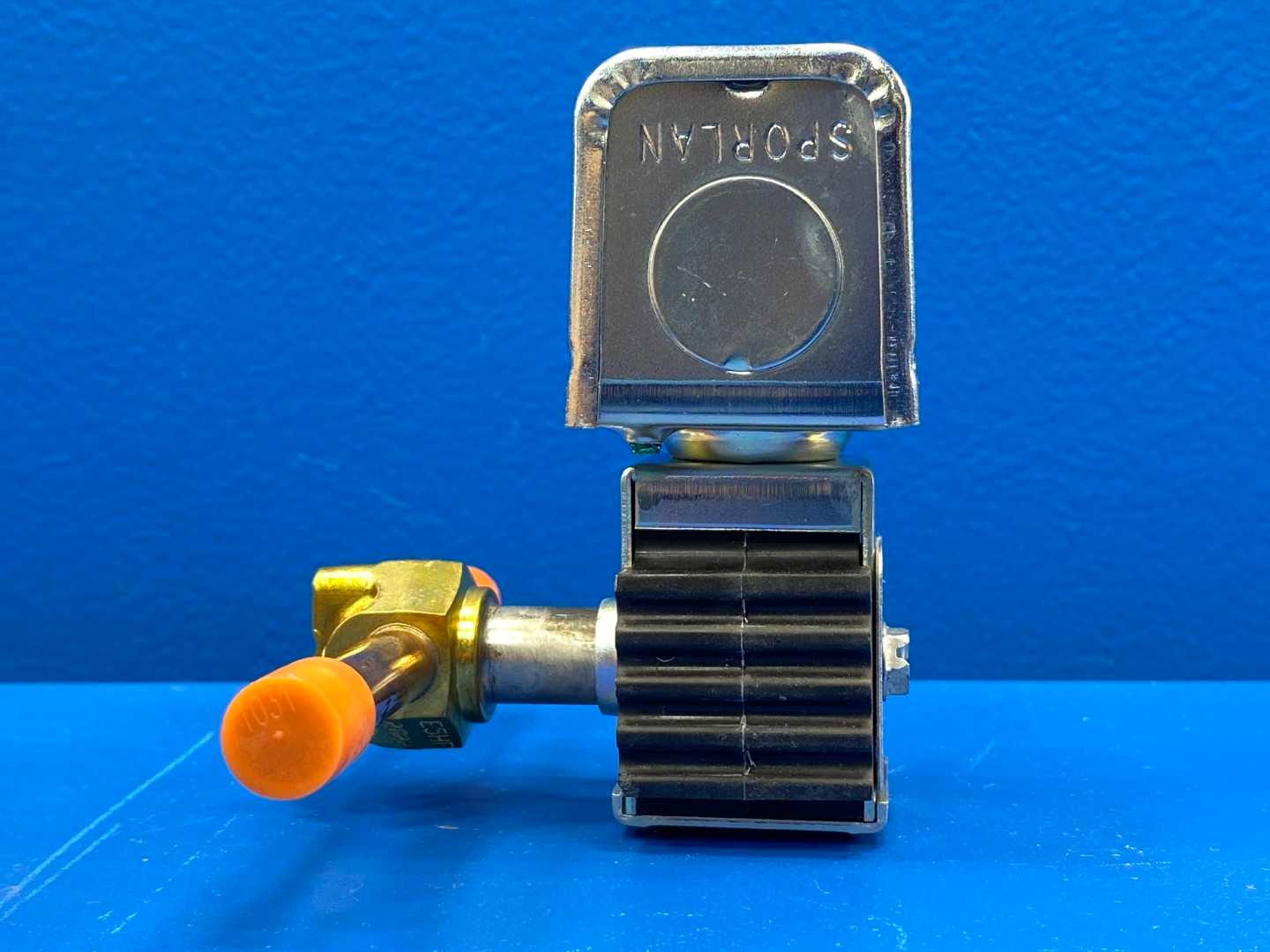 Sporlan Solenoid Valve E5S130-HP, 3/8" ODF Solder Connection, 54/50-60 JAQ