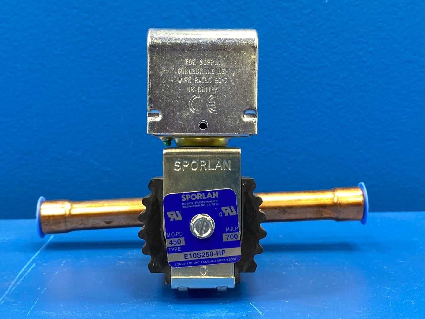 Sporlan Solenoid Valve E10S250-HP, 5/8" ODF Solder Connection, 24/50-60JAQ