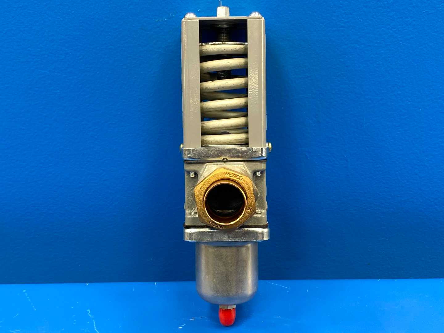 Johnson Controls Penn V146GL1-001C, 1" 2-Way High Water Pressure Valve