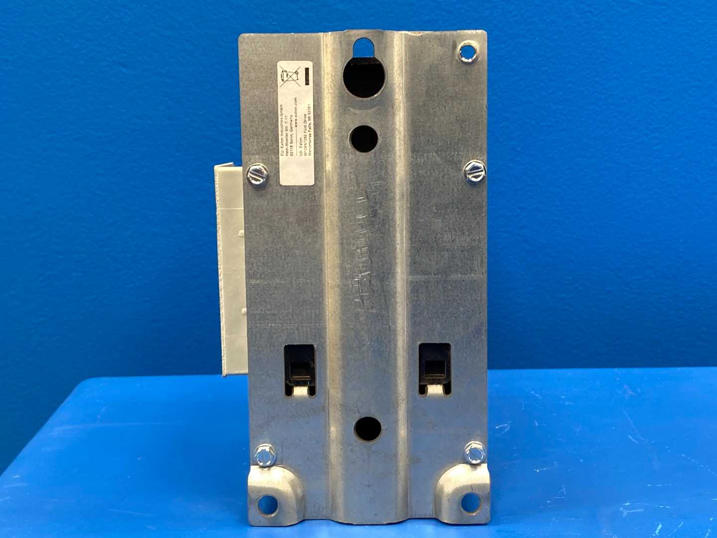 Eaton C25HNE3120T Definite Purpose Contactor – 24V Coil, 60Hz, 3-Pole, Series A1