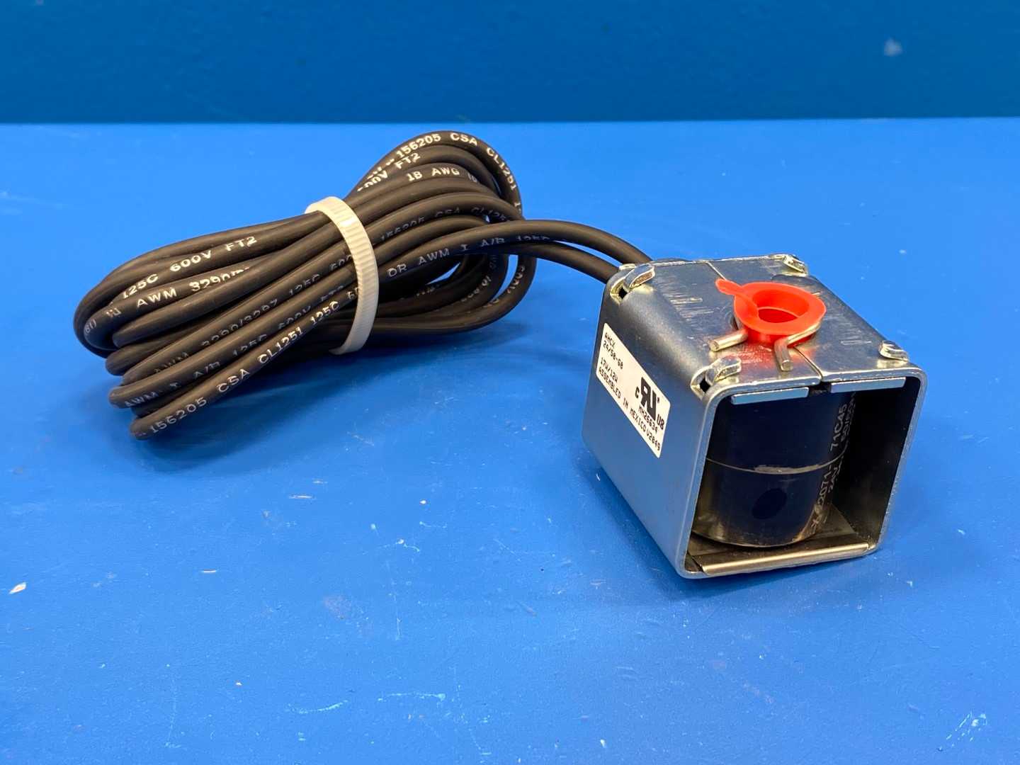 Emerson Solenoid Coil 24 V EF19ZZ001