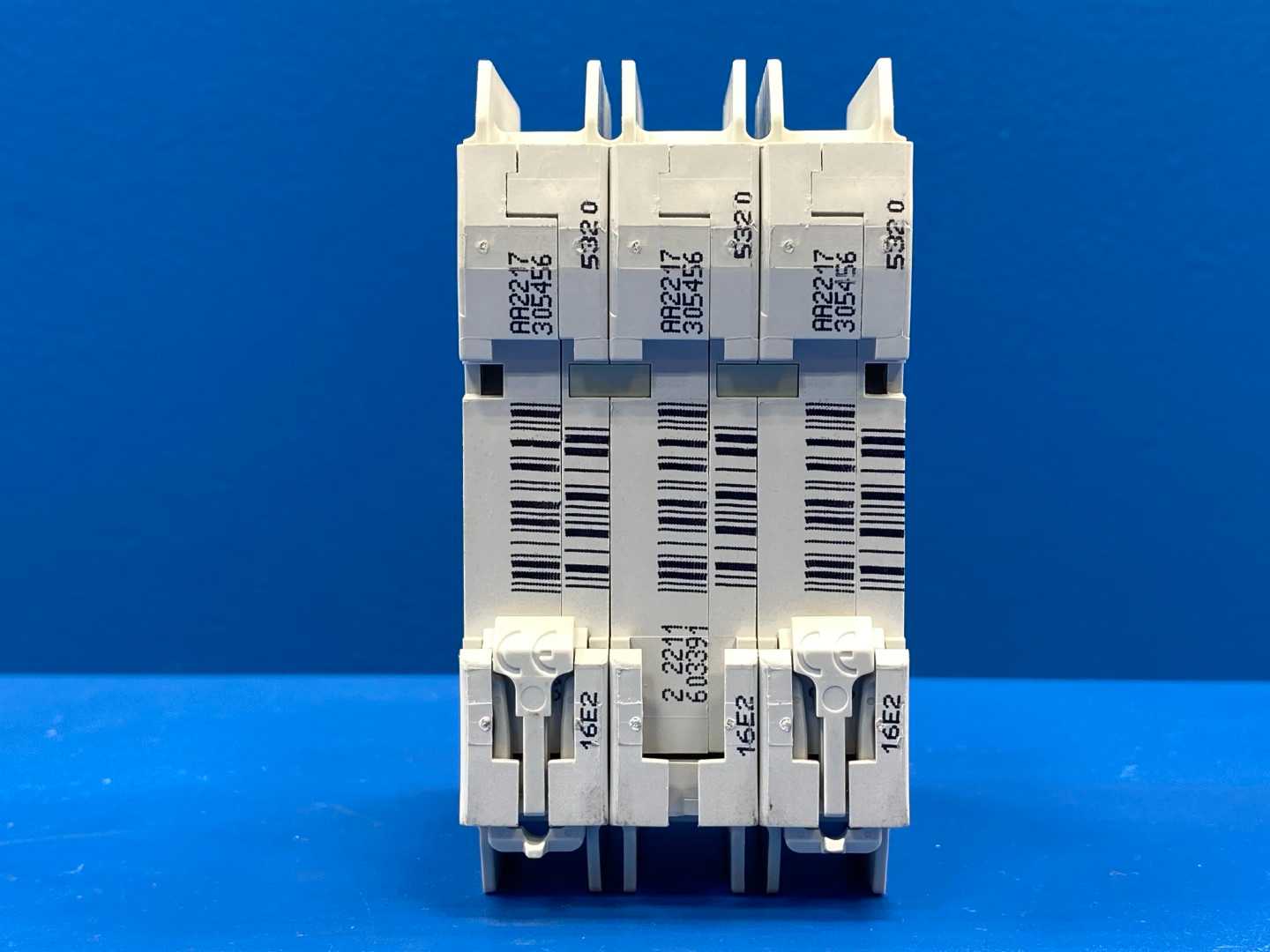  Schneider Electric M9F42315 Circuit Breaker, Miniature, Multi9, 3P, 15A