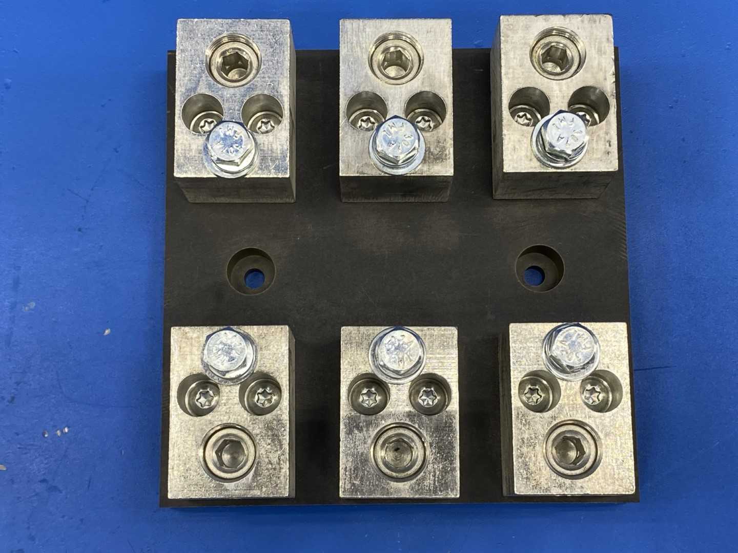 Mersen 62033T Fuse Block, Class T, Spring Reinforced, 3 Pole, 600V, 200A