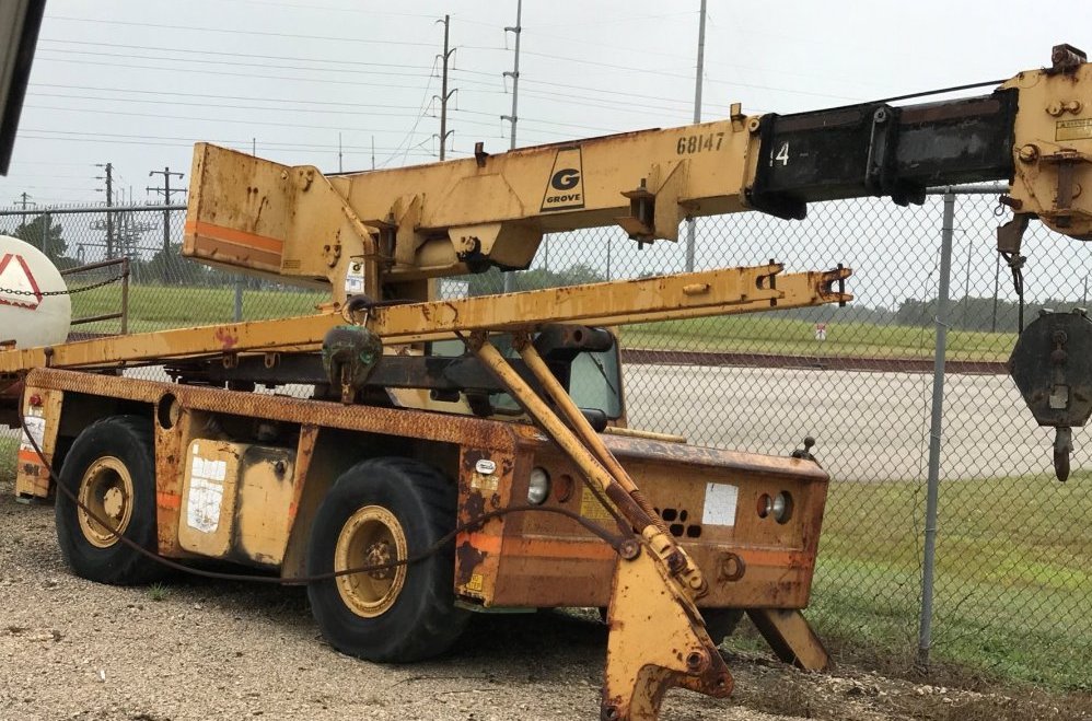 8 Ton GROVE AP308 CARRY DECK with JIB powered by a Cummins 4B3.9L 