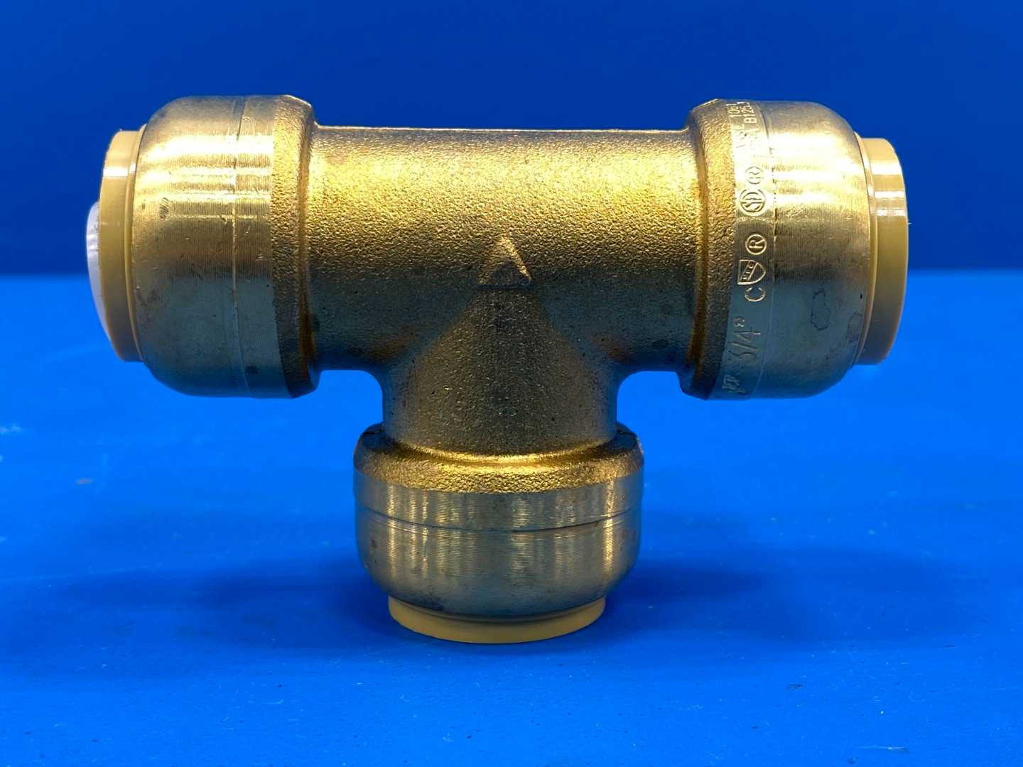  RWC Sharkbite 3/4" x 3/4" x 3/4", TEE, TE, 200 PSI & 200 F