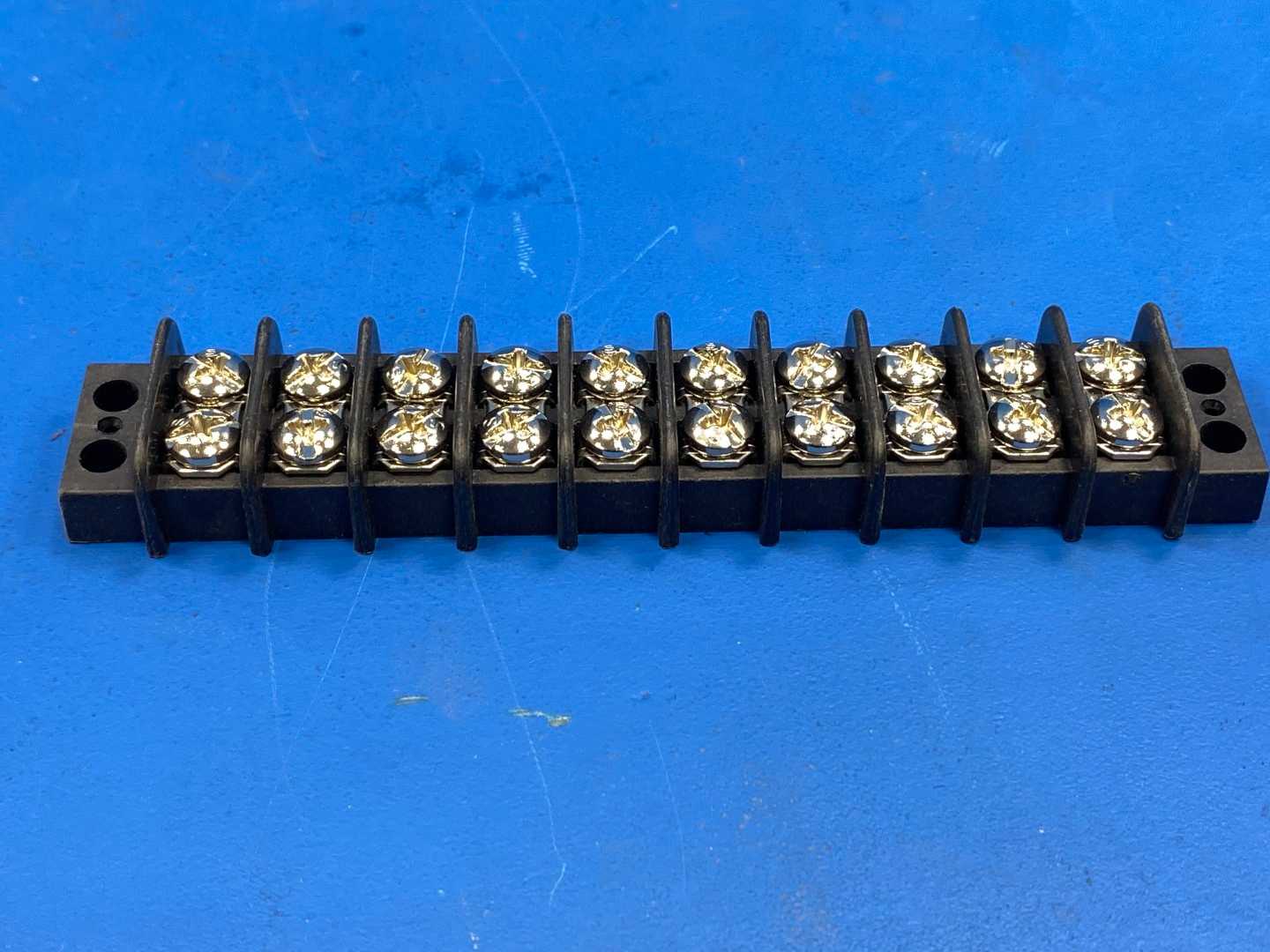 Marathon Special Products 670A RZ 10 Terminal Block Connector 15A 300V 