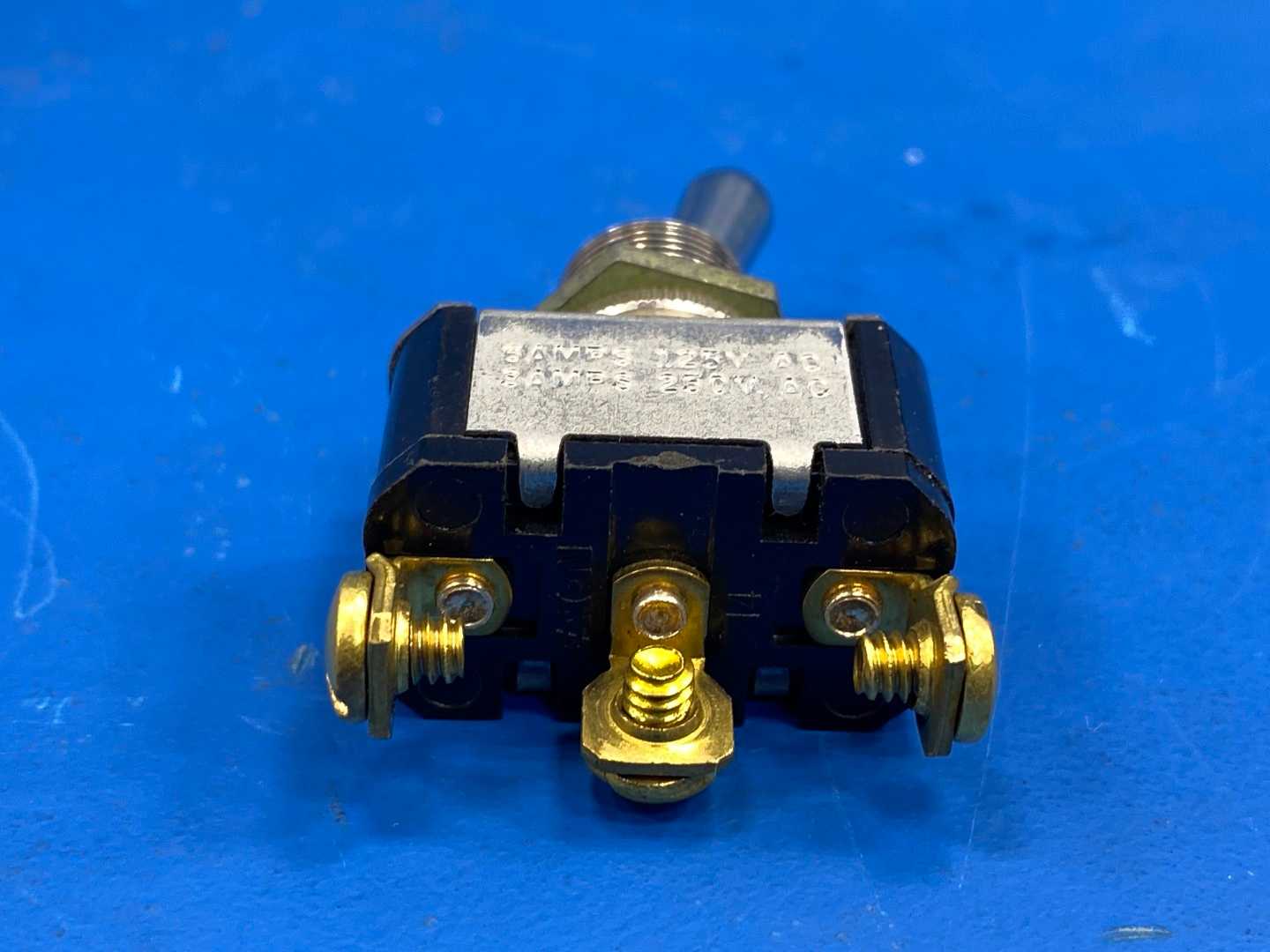 Eaton Toggle Switch 6A 125V AC, 3A 250V AC, General Purpose