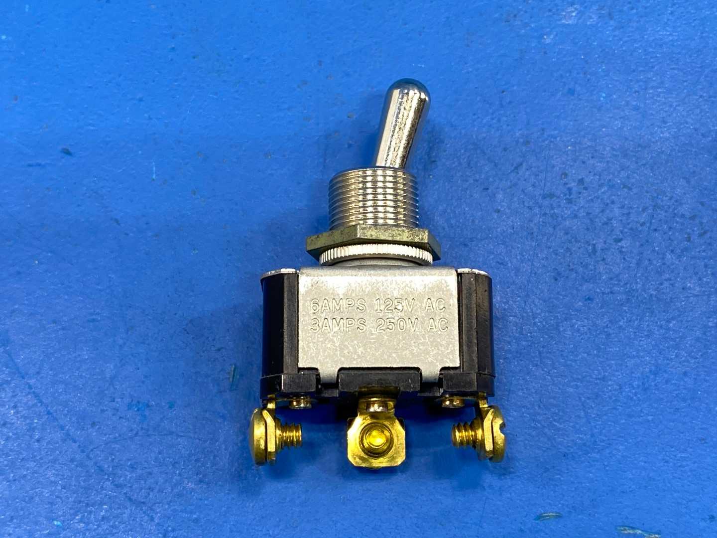 Eaton Toggle Switch 6A 125V AC, 3A 250V AC, General Purpose