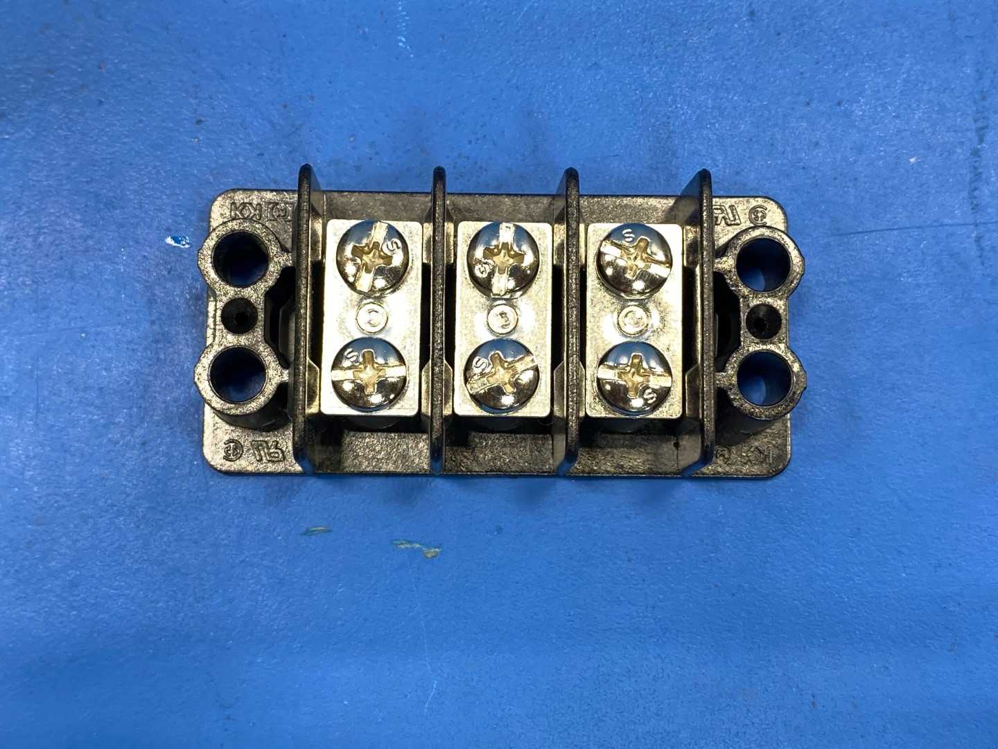 Marathon Special Products 672 RZ 03 Terminal Block Connector 30A, 600V