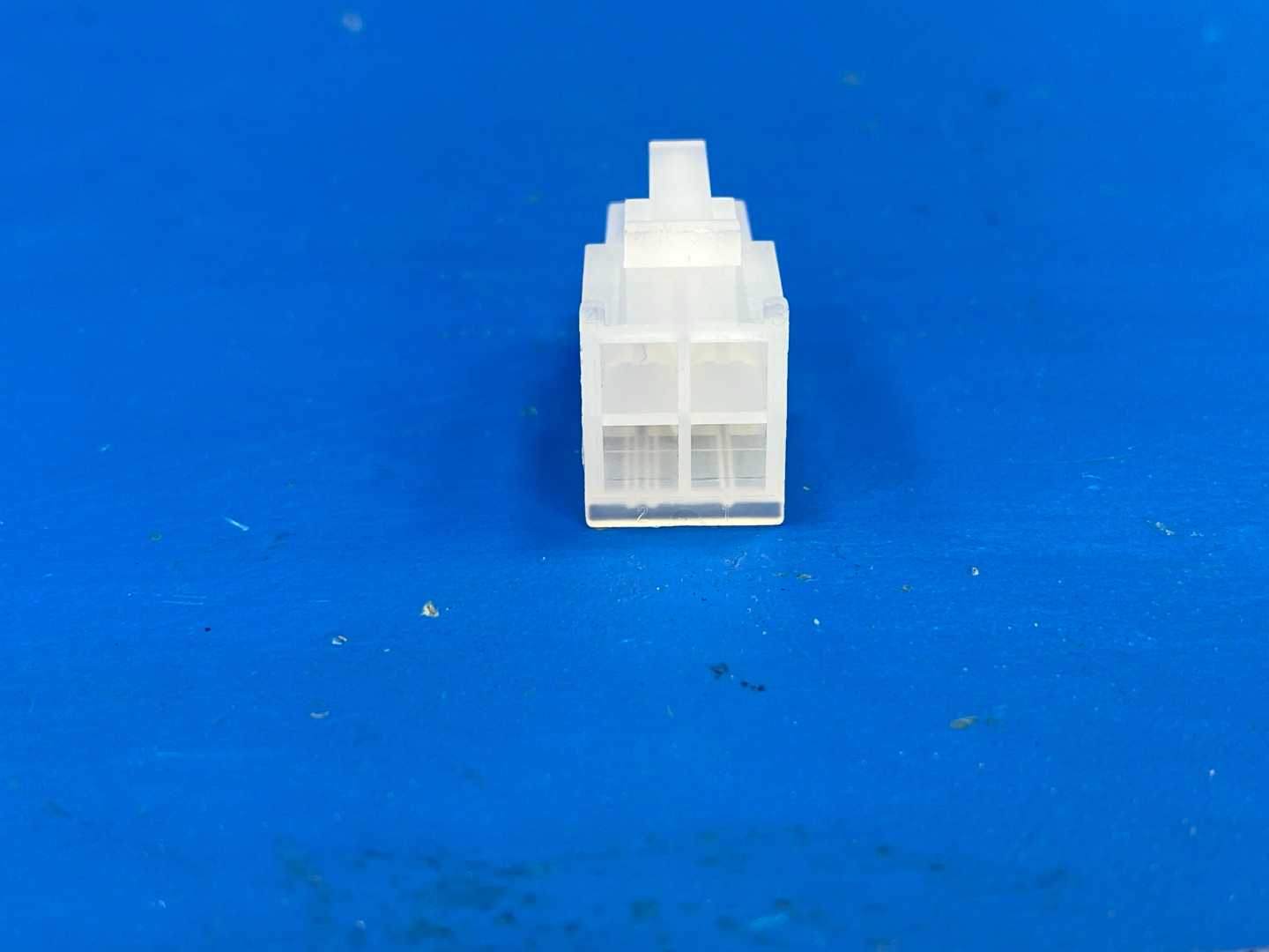 Molex, 39-01-2040 Connector Housing, 4positions, Pull Tab, Mini-Fit-Jr. 4.2mm