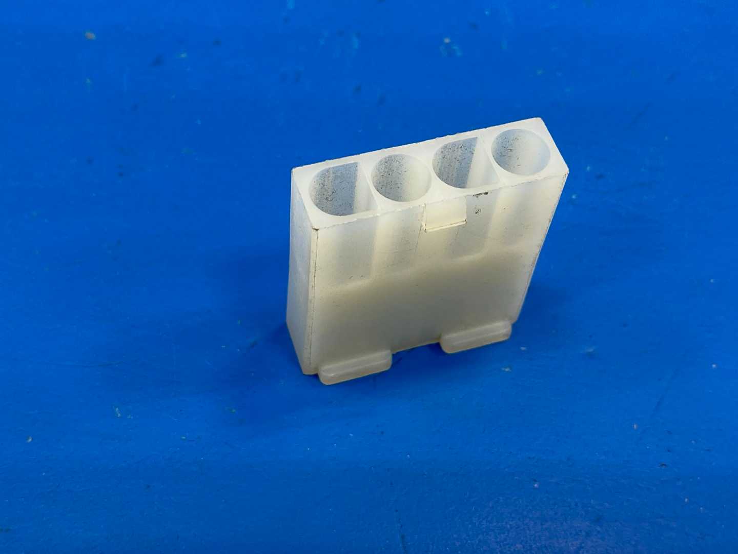 Molex, Mini-Fit Jr Male Connector Housing, 4 Way, 1 Row