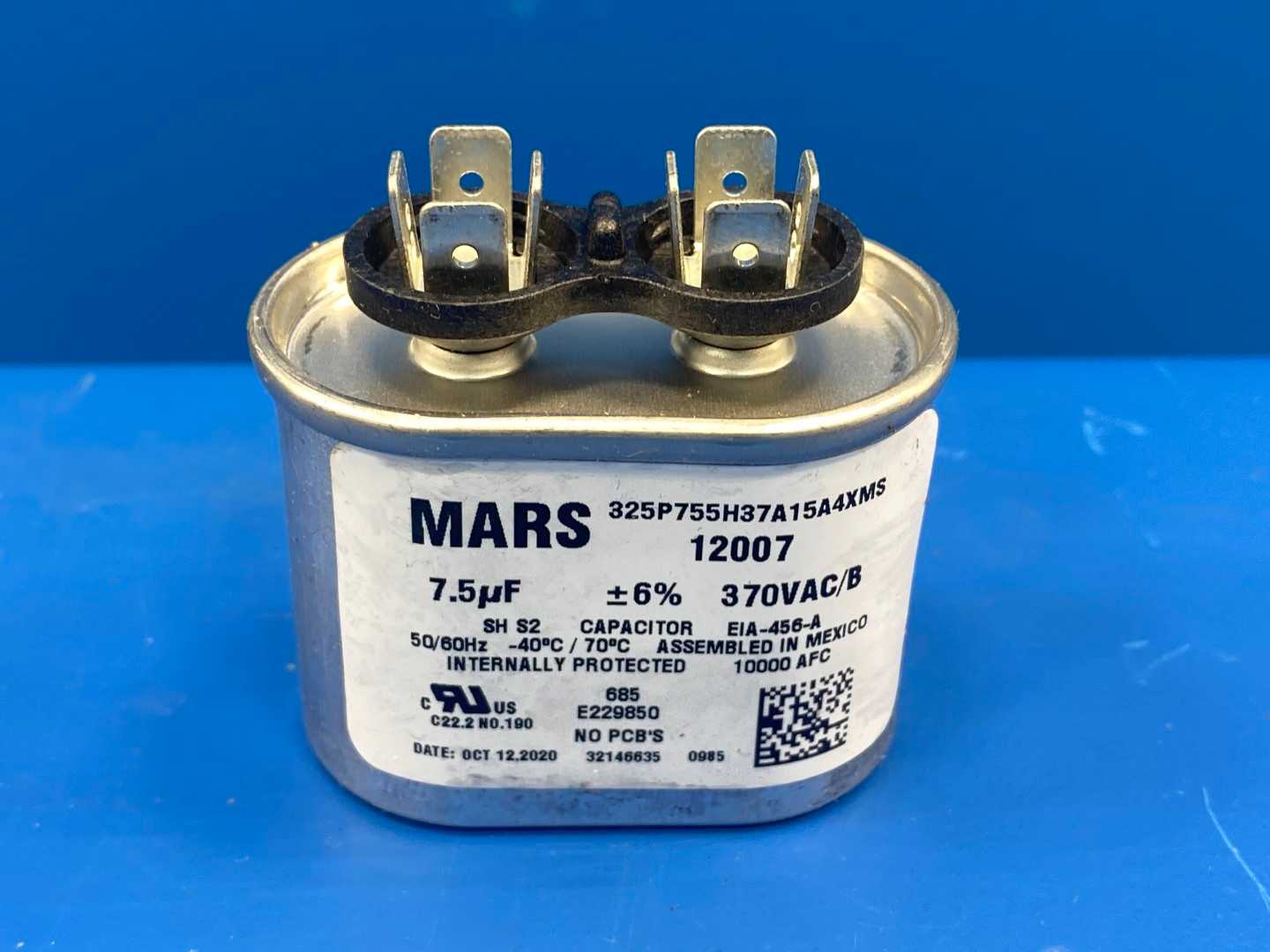 Mars, Motor Run Capacitor 12007, 7.5MFD, Oval, 370VAC