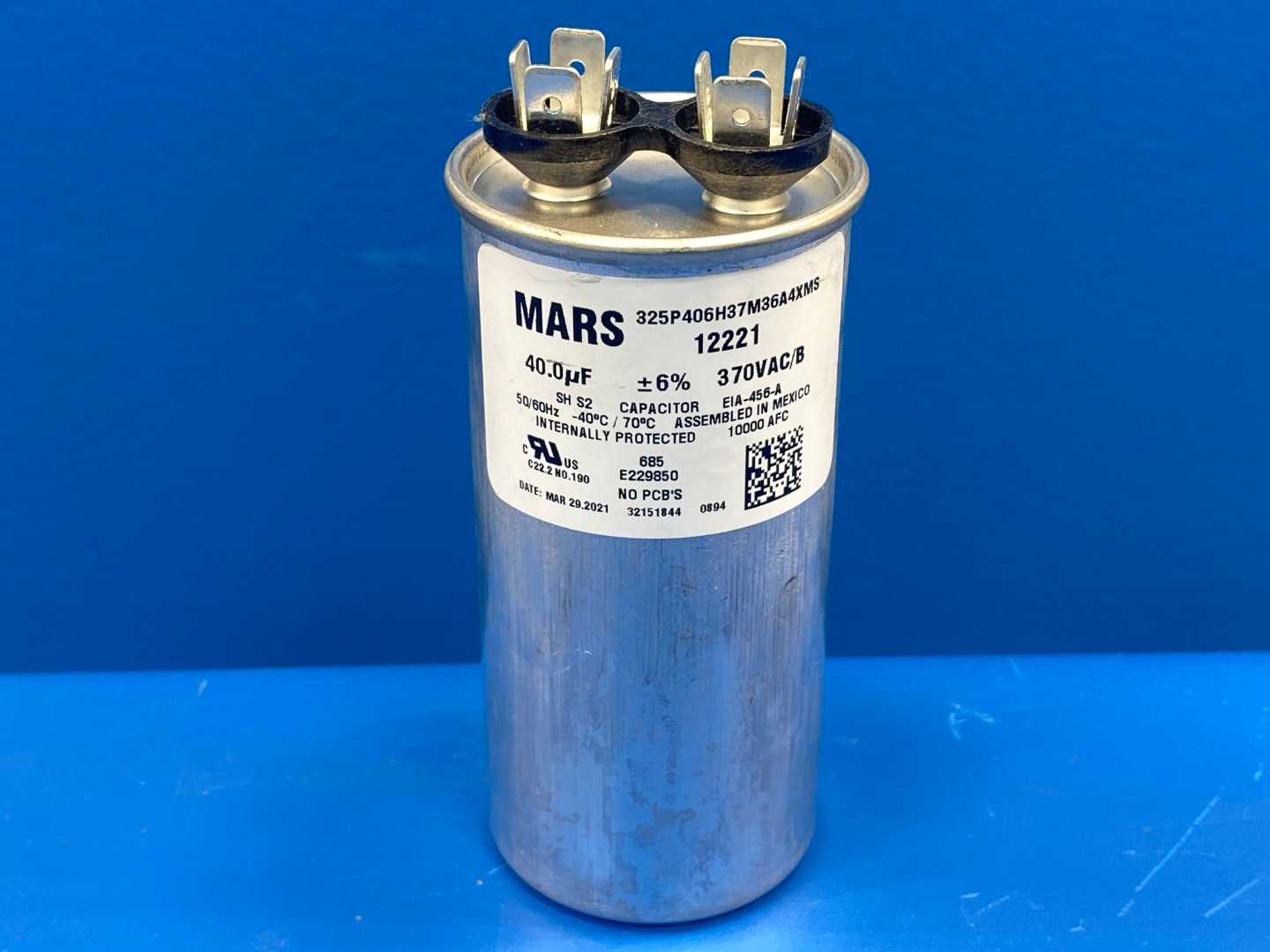 Mars, Motor Run Capacitor 12221, 40MFD, Round, 370VAC