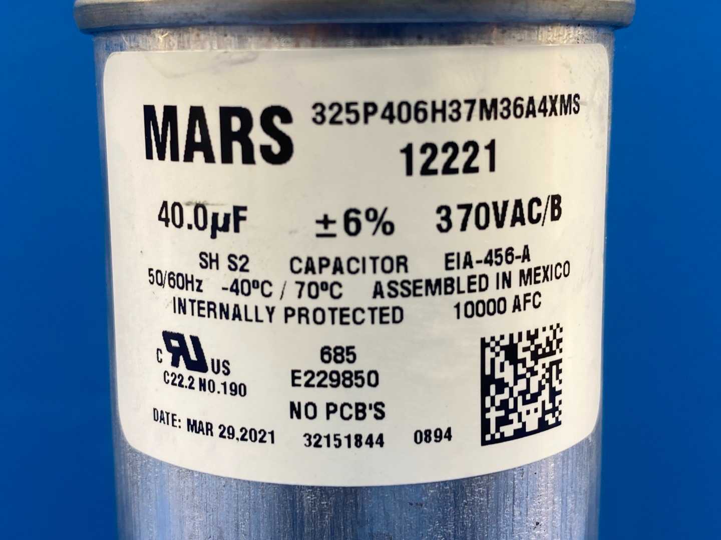 Mars, Motor Run Capacitor 12221, 40MFD, Round, 370VAC