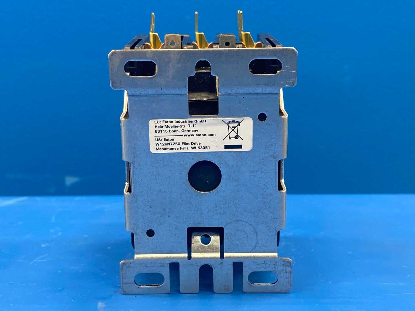 Eaton C25FNF375T Definite Purpose Contactor, 3-pole, 75A, 24V, 50/60Hz