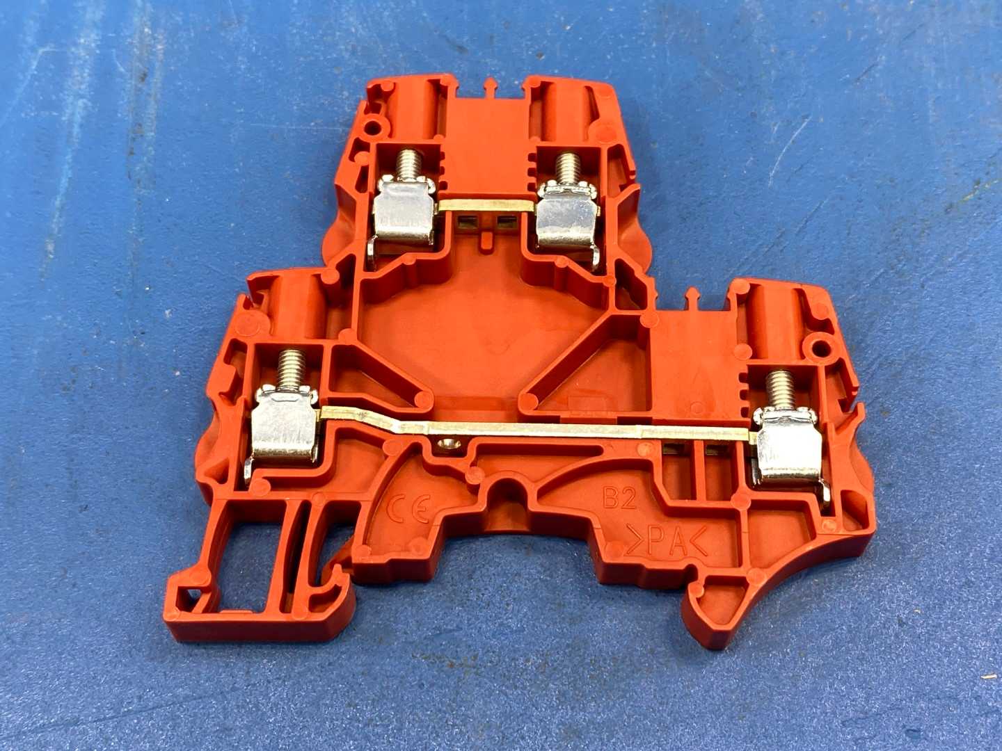 Entrelec Terminal Blocks 1SNK506262R000 (COLOR RED)