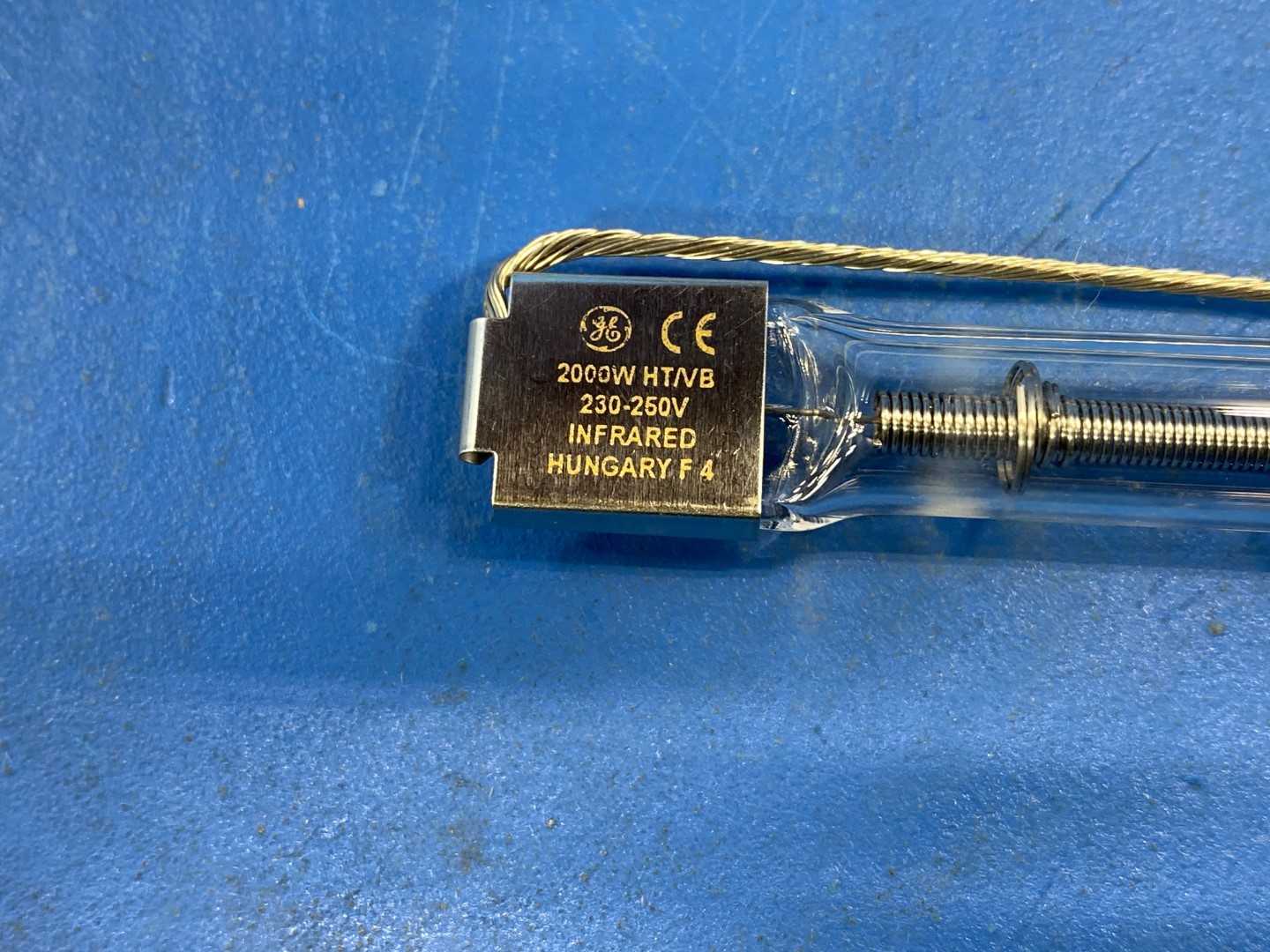 General Electric L-QTZ2 Quartz halogen 230-250V shortwave infrared lamp 2000W