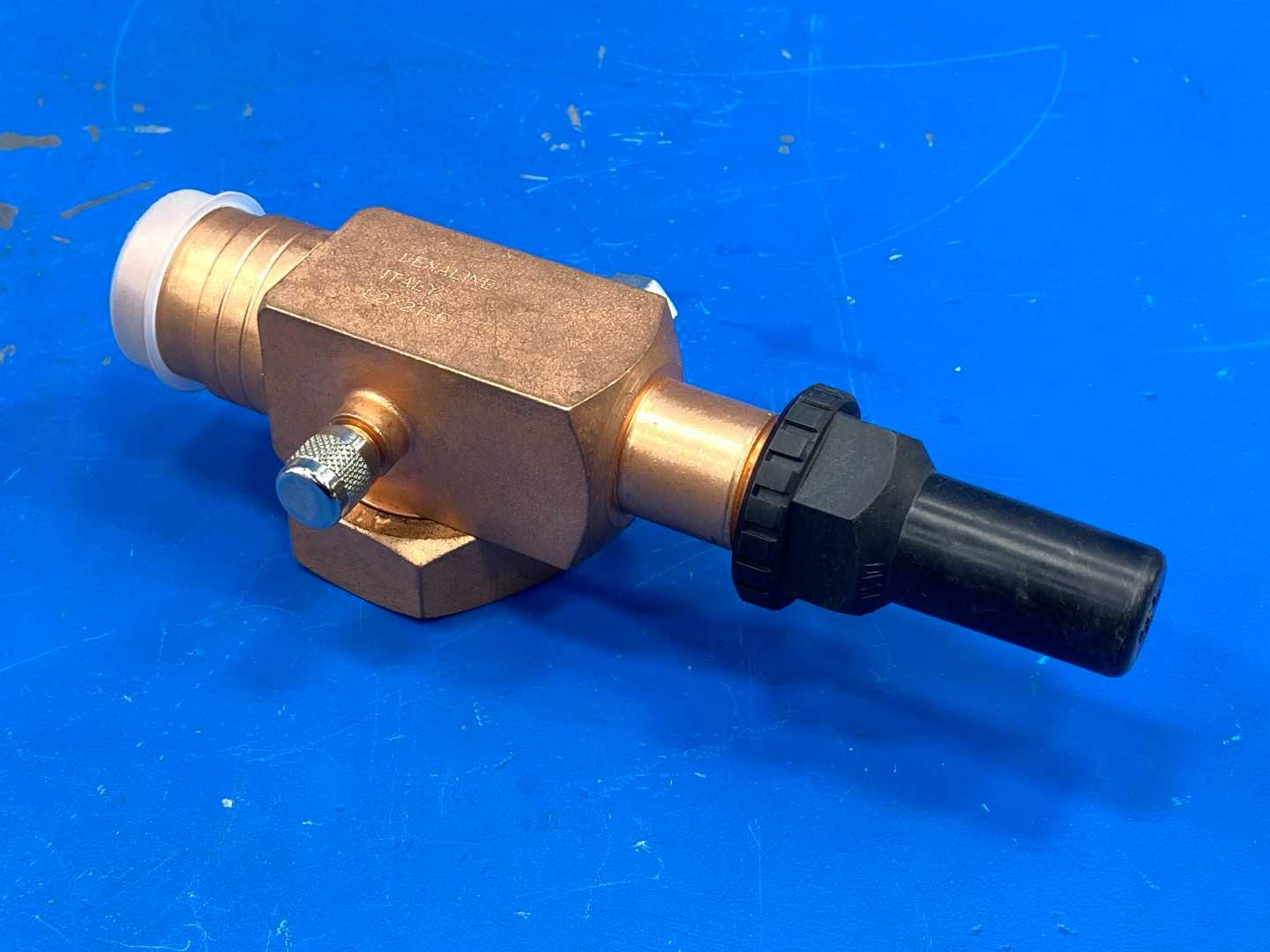 Danfoss 8168028 Connector, Rotolock Service Valve, V02 (1-3/4" rotolock, 1-1/8" ODF)