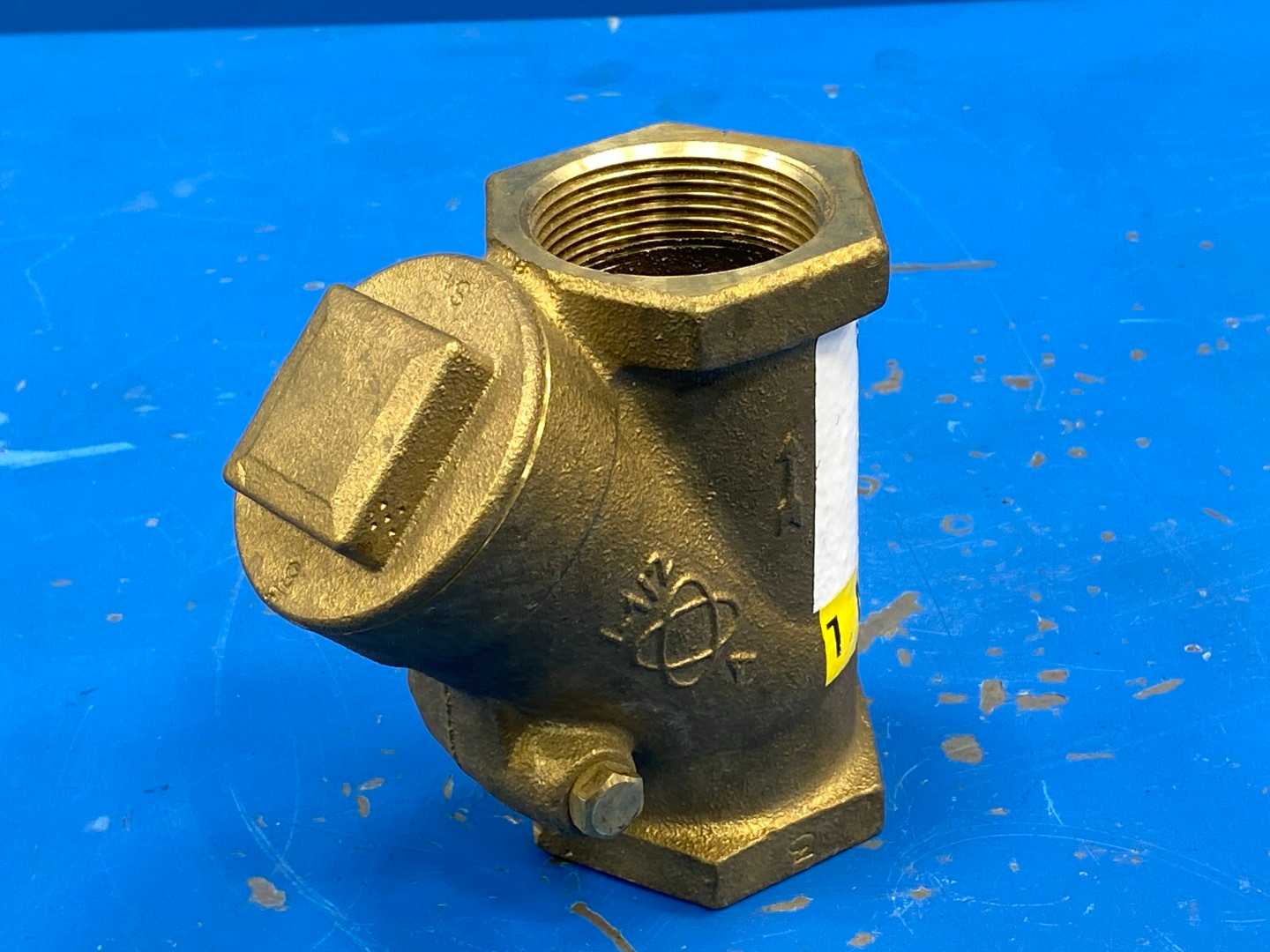 1-1/2" Brass Y Pattern Swing Check Valve, 200CWP