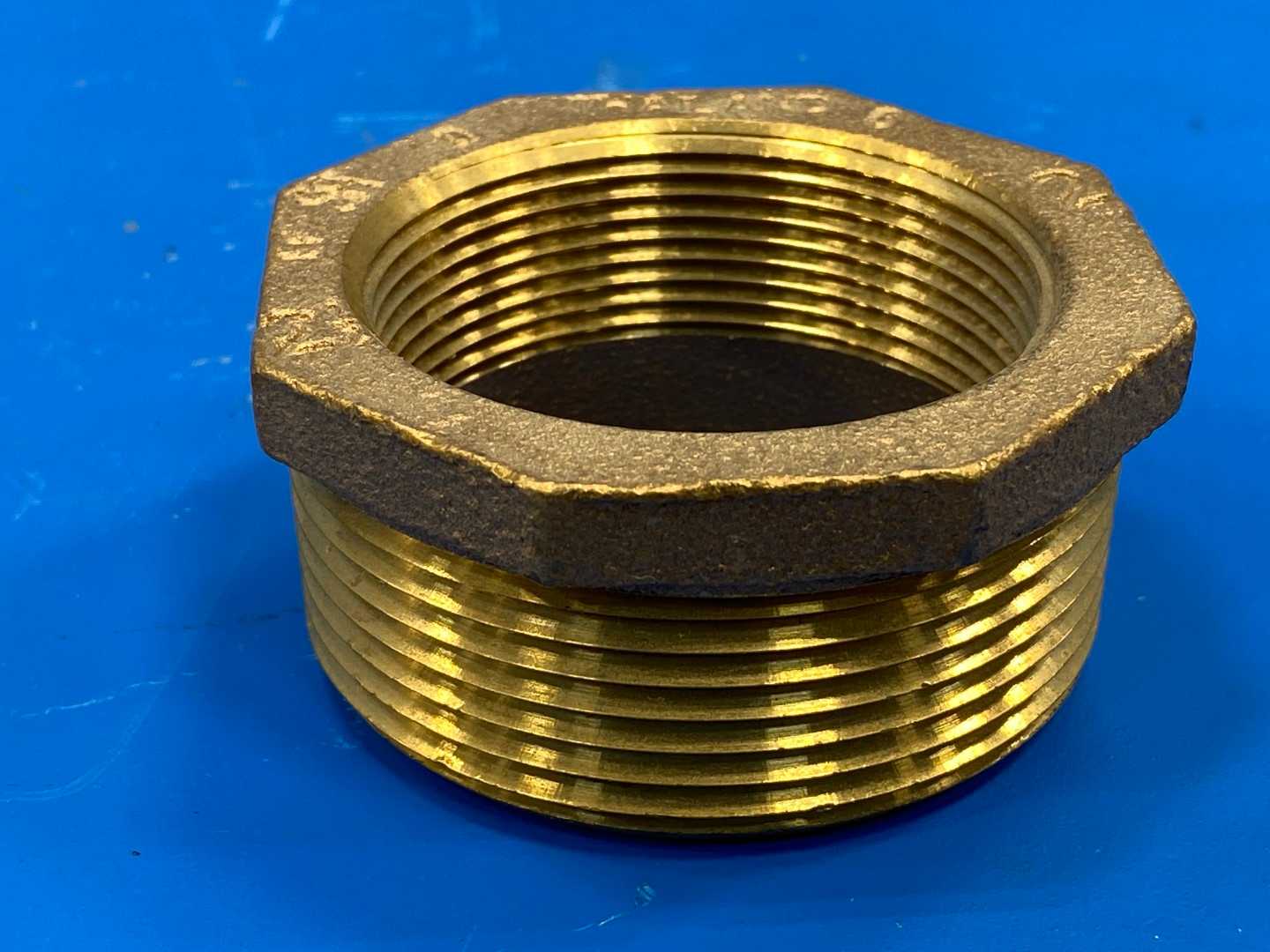 2-1/2" x 2" Brass Female to Male Hex Pipe Bushing