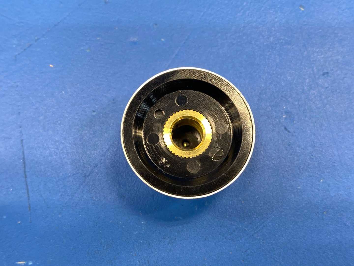 Phenolic Knobs, 450-1731-ND