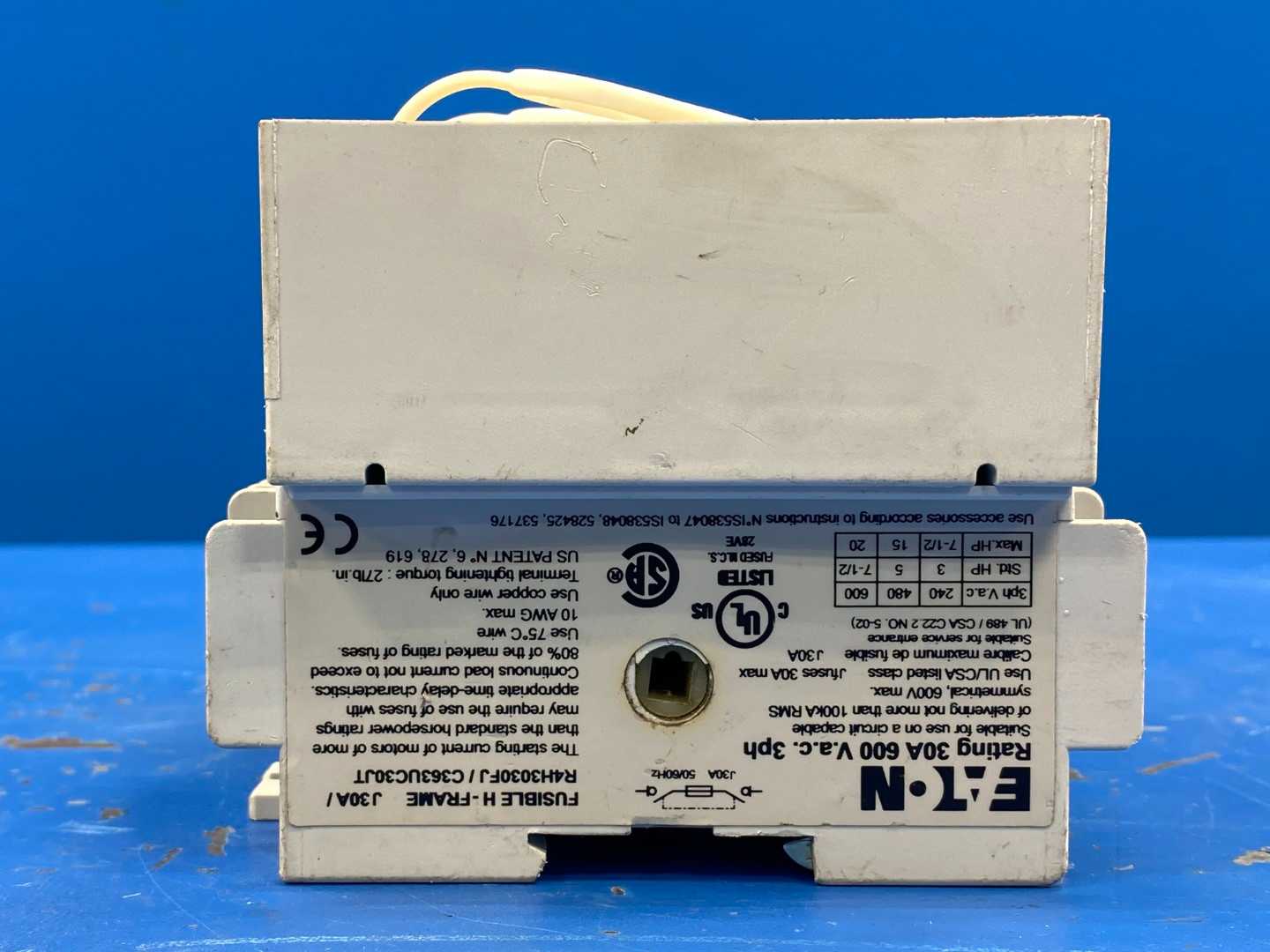 Eaton Fusible Rotary Disconnect R4H3030FJ, NO PLASTIC RAIL.30A, 3pole, 600VAC, H