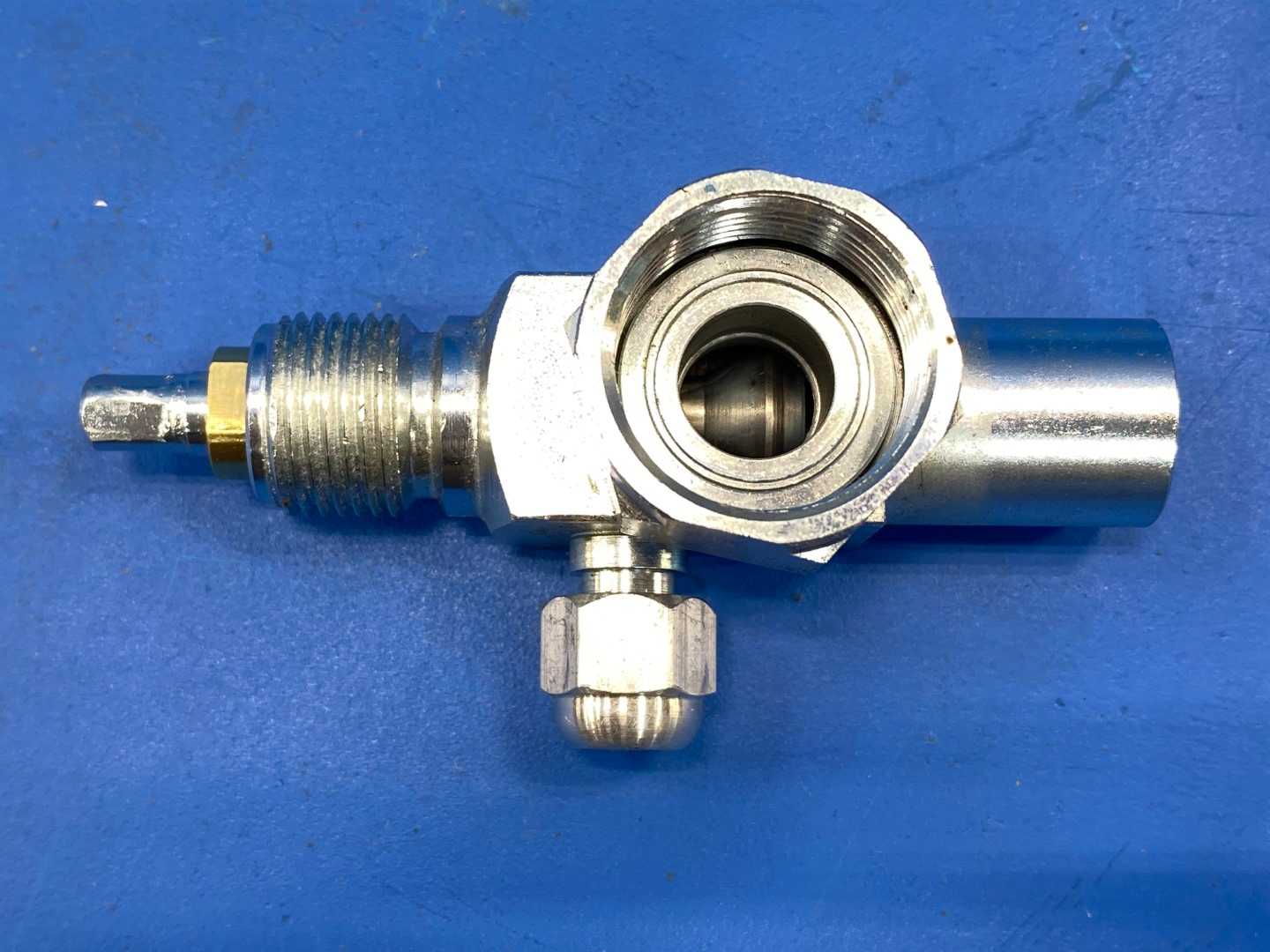 Rotolock Valve, 121030015, RC 1", CS 3/4"