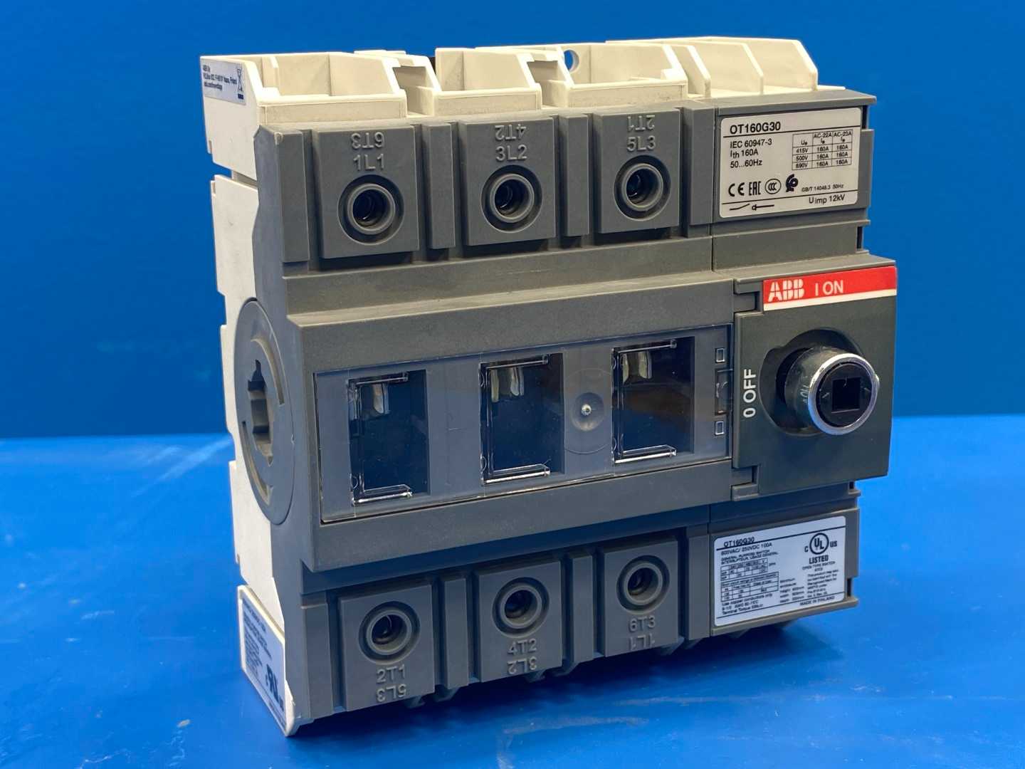 ABB Switch- Disconnect, 1SCA138207R1001 (OT160G30), 3-pole, 160A