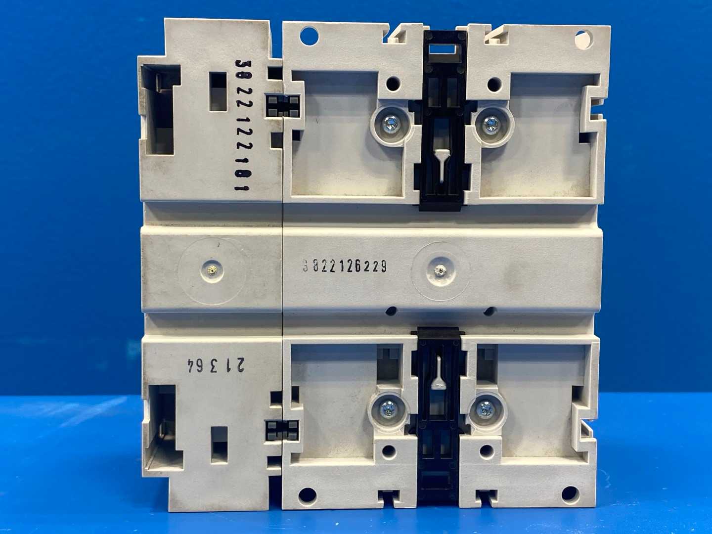 ABB Switch- Disconnect, 1SCA138207R1001 (OT160G30), 3-pole, 160A