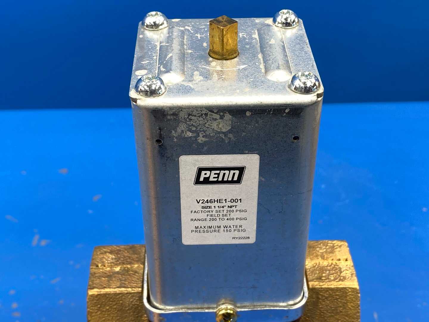 Penn V246HE1-001C,1"-1/4" NPT Water Valve, 200-400 PSIG, 1/4 SAE Male