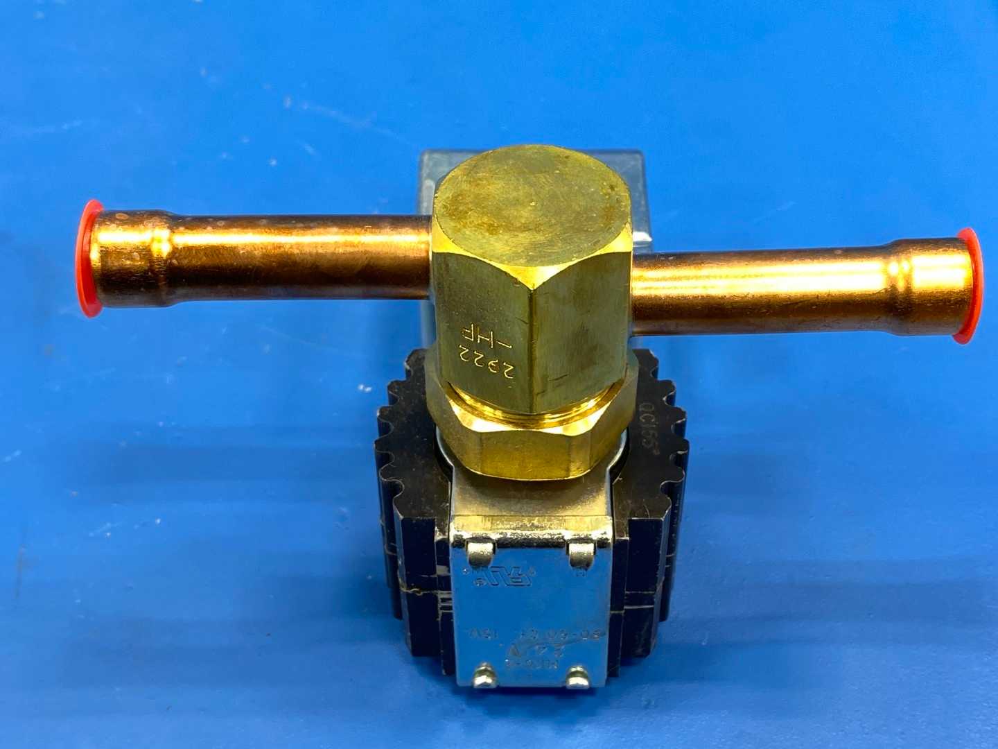 Sporlan Solenoid Valve E9S240-HP, 1/2" ODF Solder Connections, 24/50-60JAQ