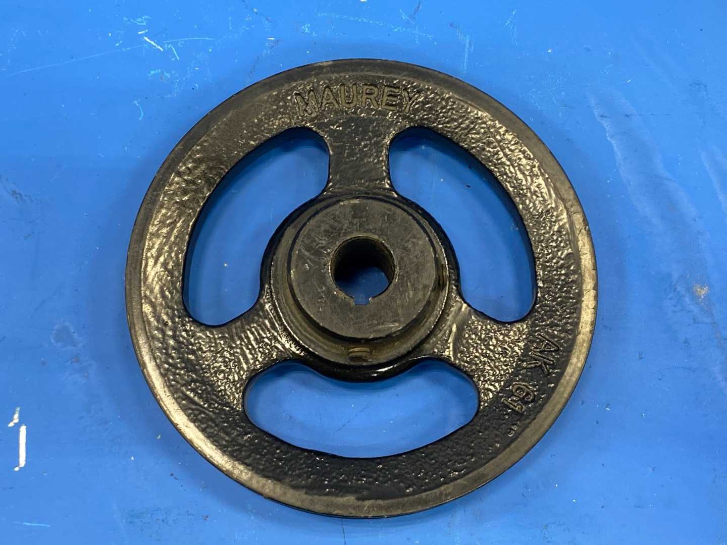 Maurey AK61, Pulley