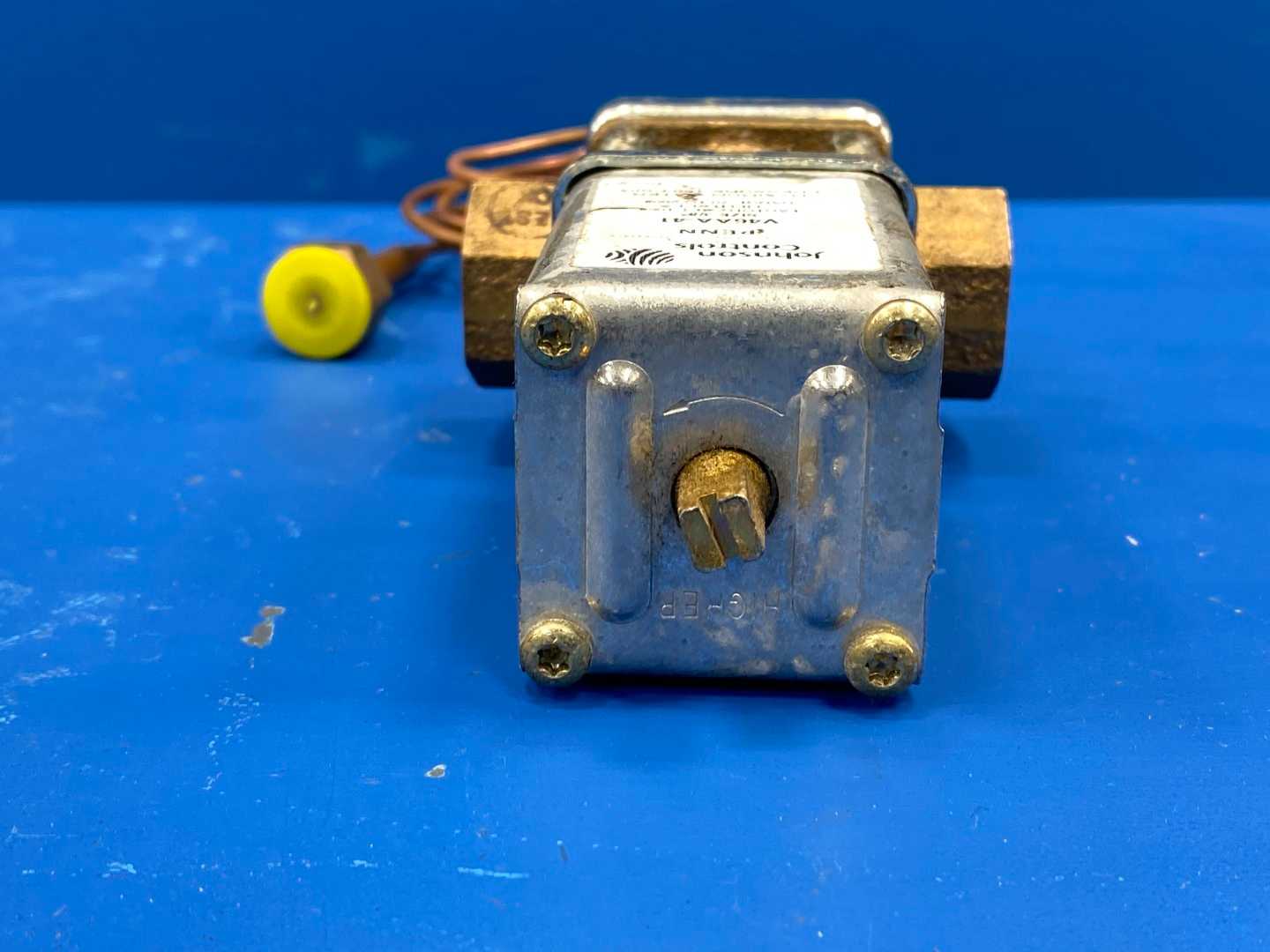 Johnson Controls V46AA-41, Size 3/8", Max water Pressure 150 PSIG