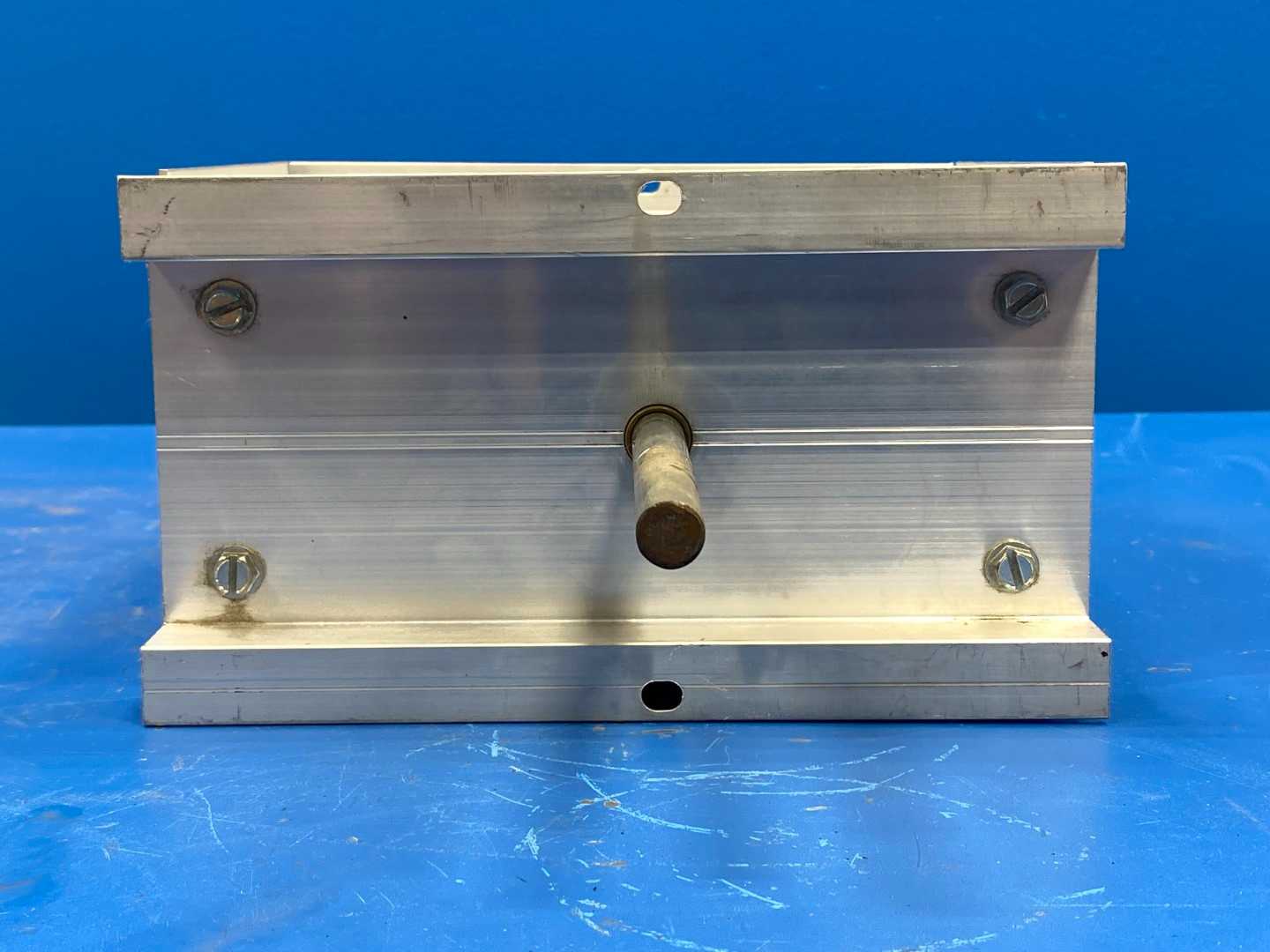 Nailor Industries 2010 Airfoil Blade Control Damper