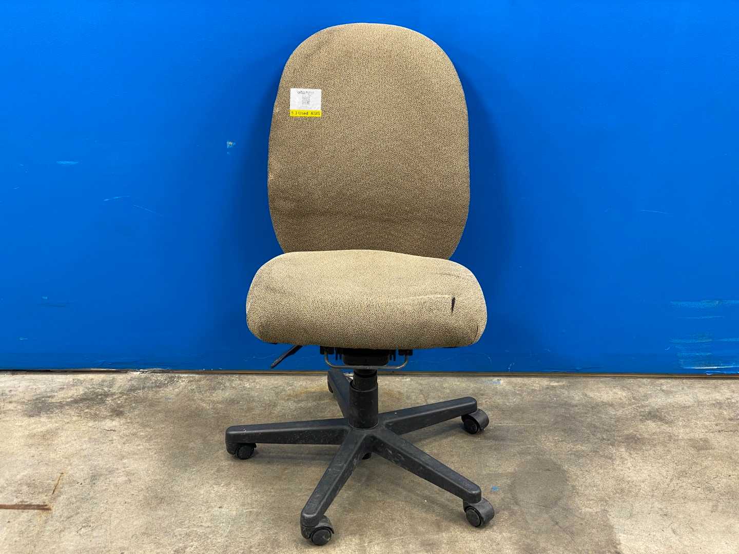 Brown Office Chair (No Arms Rest)