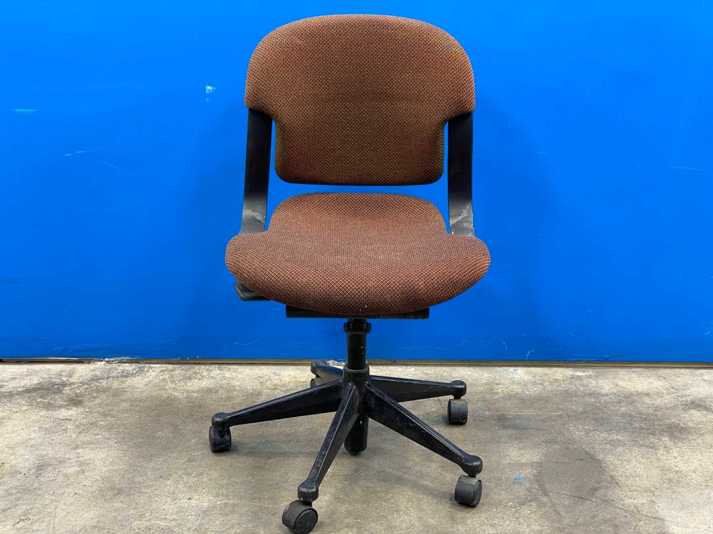 Herman Miller Equa 2 Pedestal Office Chairs Available In Brown Not Available & G