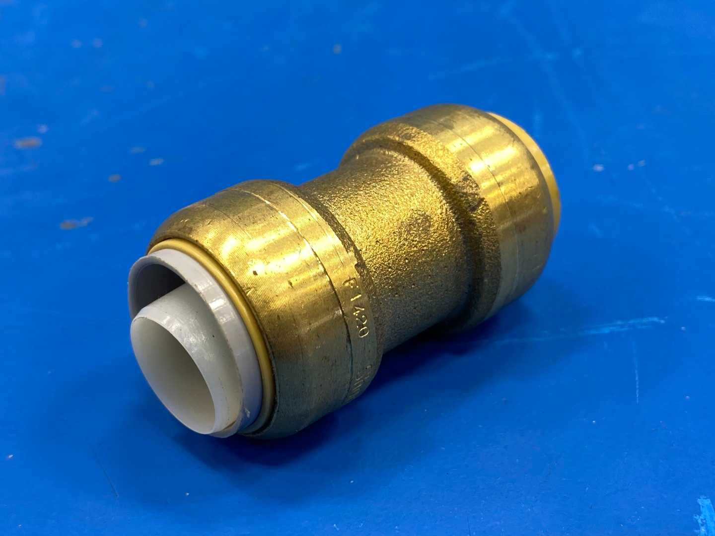 RWC SharkBite U4016LF Adapter – 3/4” x 3/4” Push-to-Connect Fitting