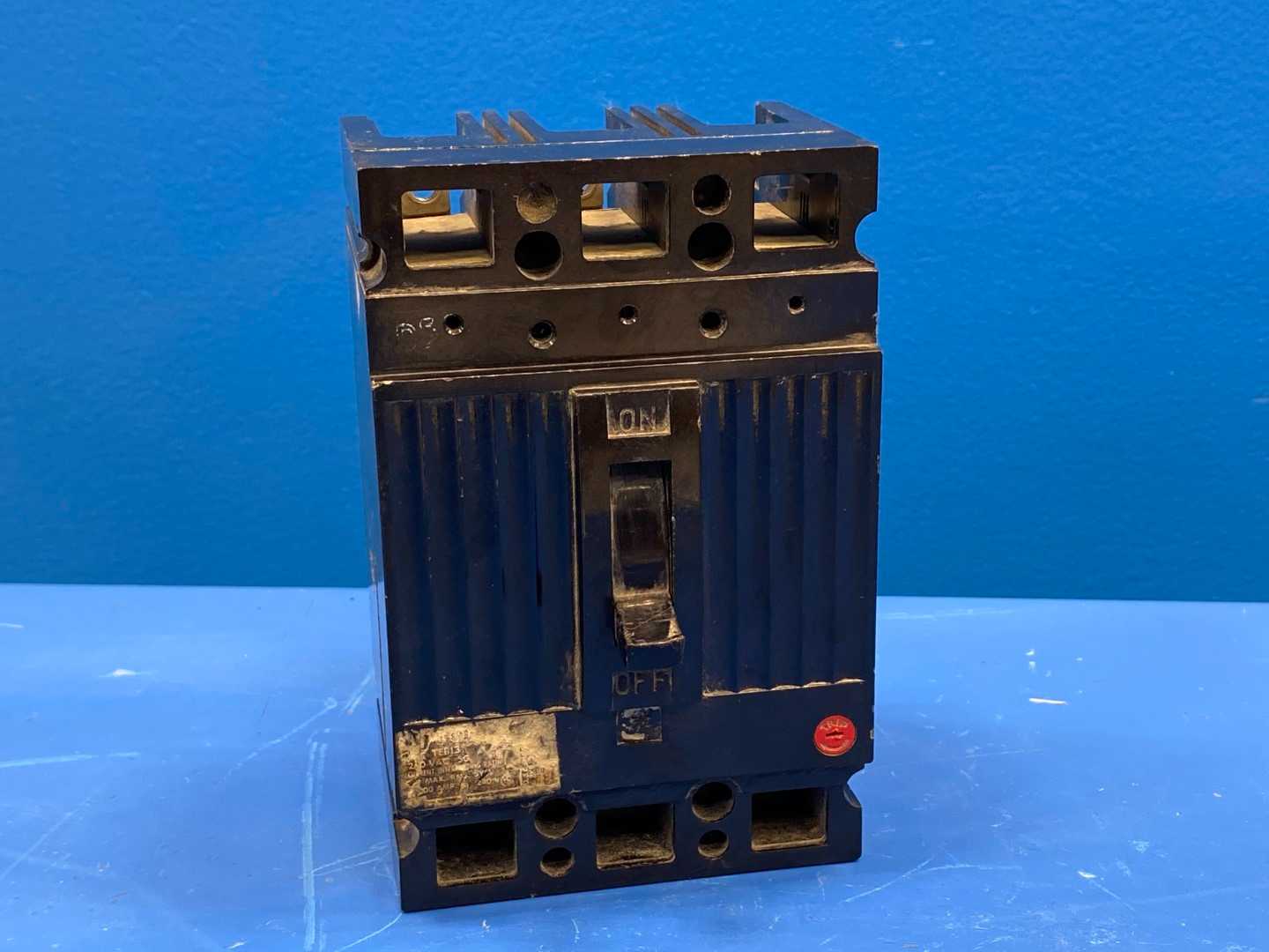 General Electric TED136020 3 Pole Circuit Breaker