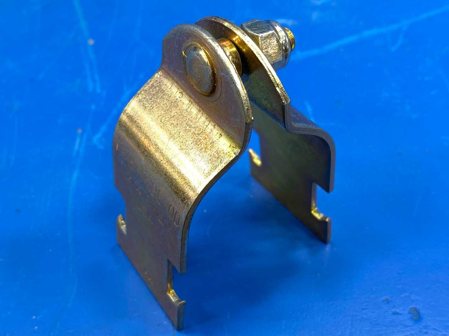 1-1/8" Tube O.D, 3/4" Pipe Clamp (ZS1022)