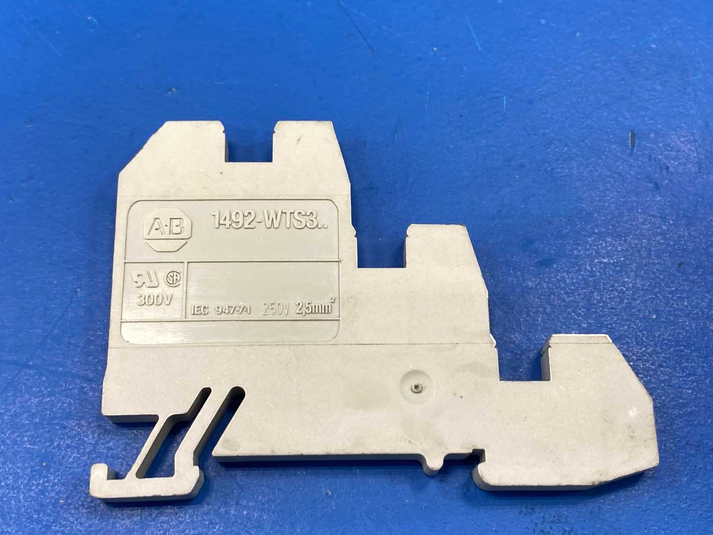 Allen-Bradley 1492-WTS3 Terminal Block