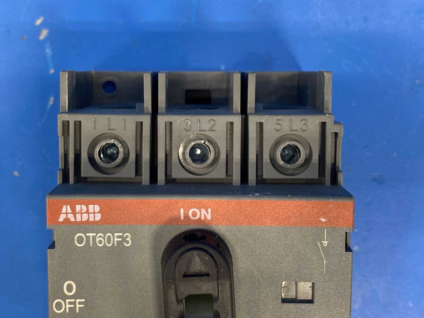 ABB OT60F3 Disconnect Switch, 60A/250VDC