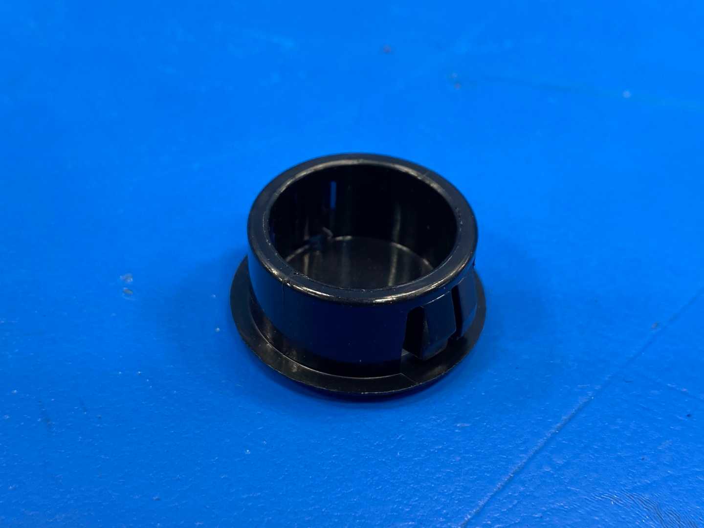 Heyco 7/8" Nylon Black Hole Plug