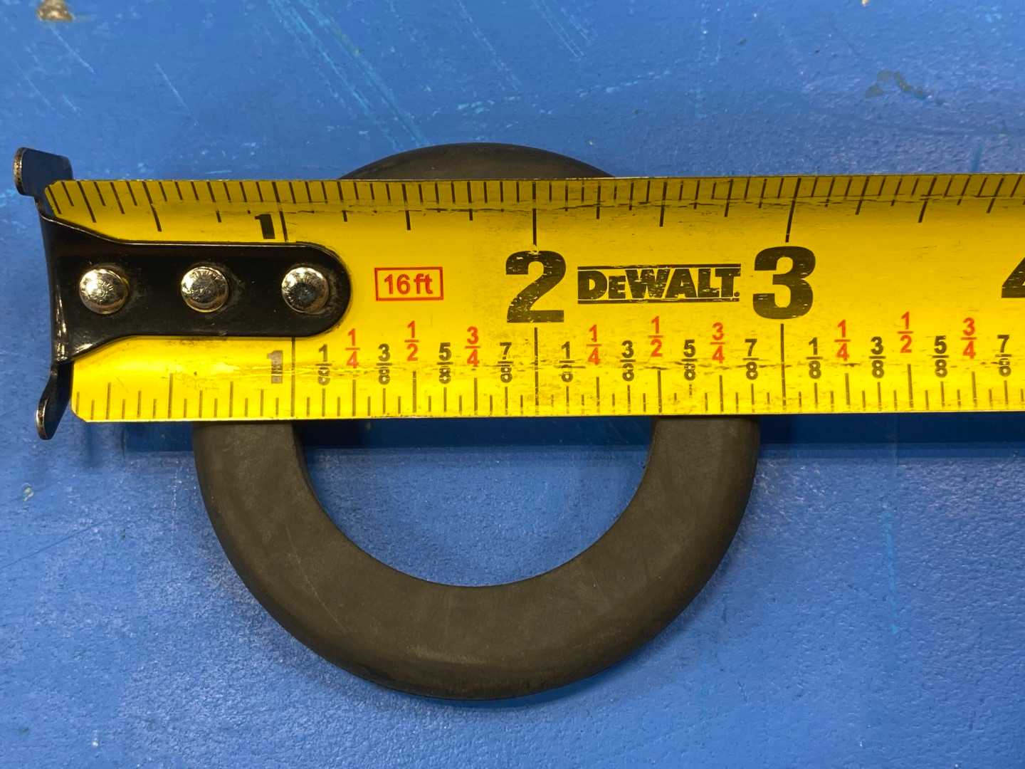 2-1/2" O.D x 1-1/2"I. D Rubber Grommet