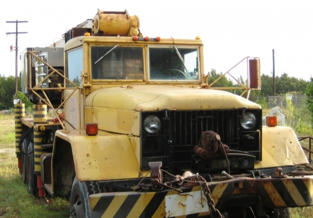 15 ton 6x6 Truck Crane sold for parts only, will need to work to transport.