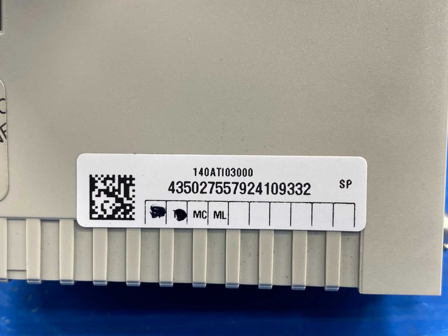 Modicon AEG MOD 140ATI03000 TC IN 8CH /-BAF