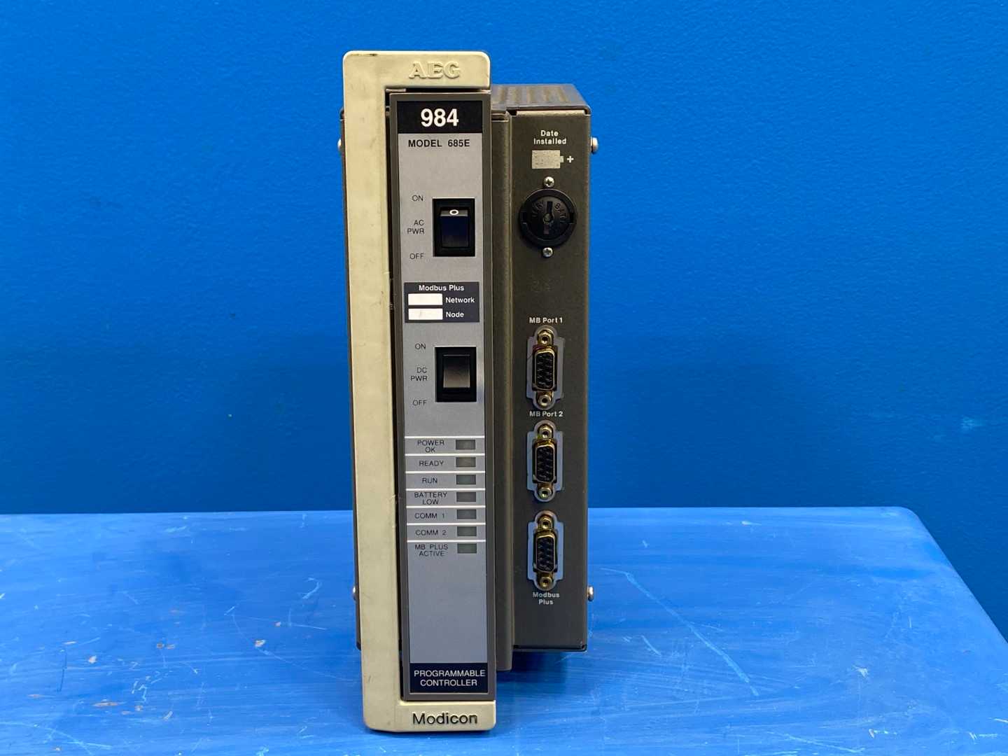 Schneider Modicon AEG  PC-E984-685 CNTL PC-E984-68 Model 685E