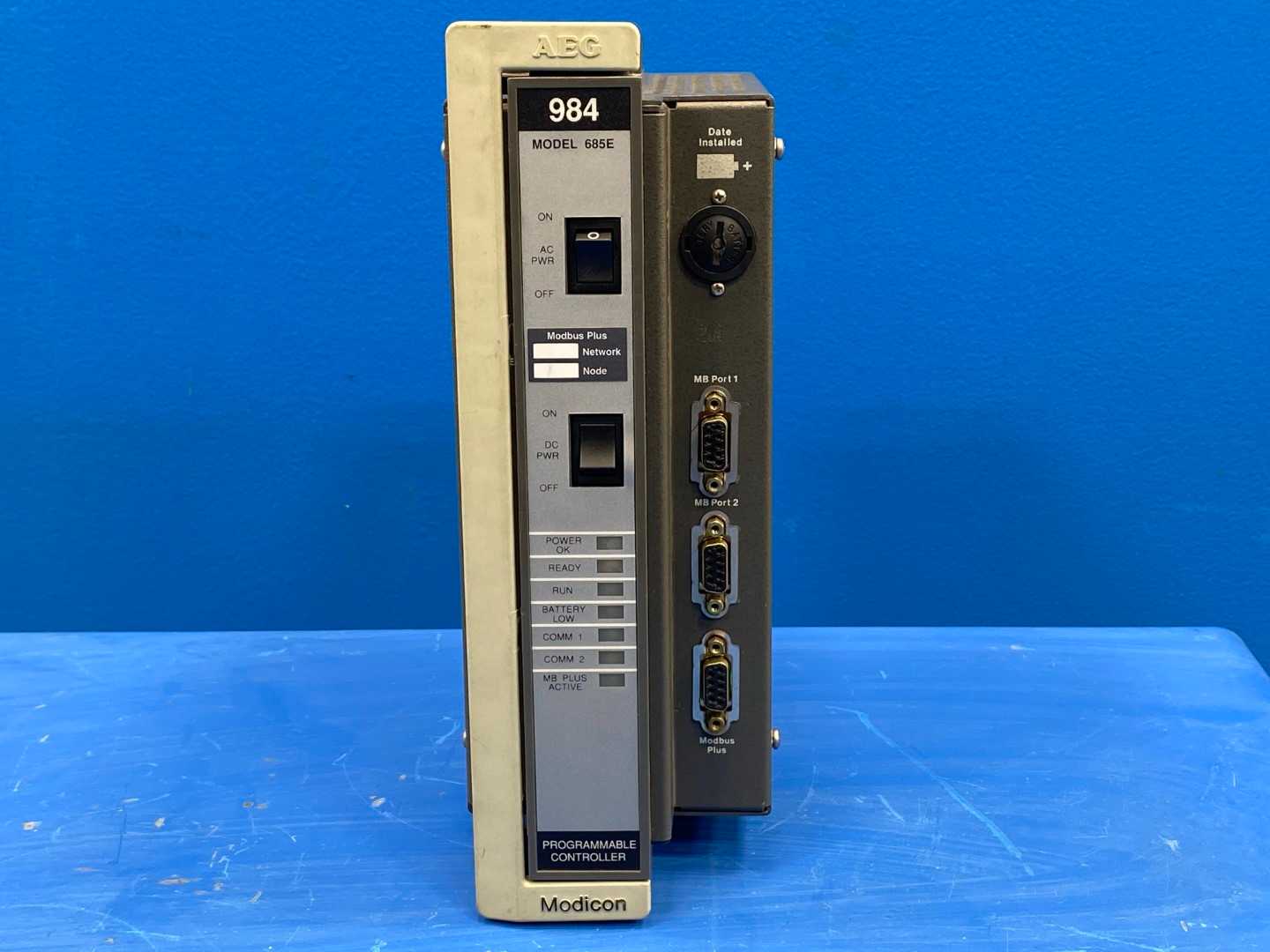 Schneider Modicon AEG  PC-E984-685 CNTL PC-E984-68 Model 685E