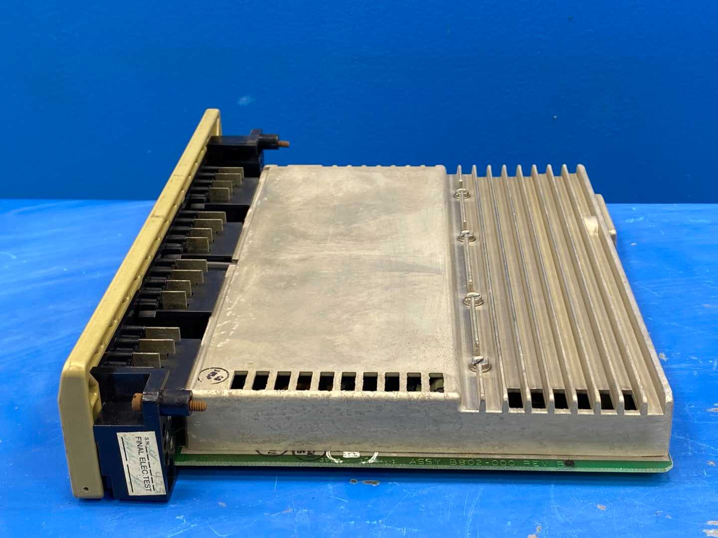 Gould Modicon AS-B802-008 800IO 115V OUT 8PT